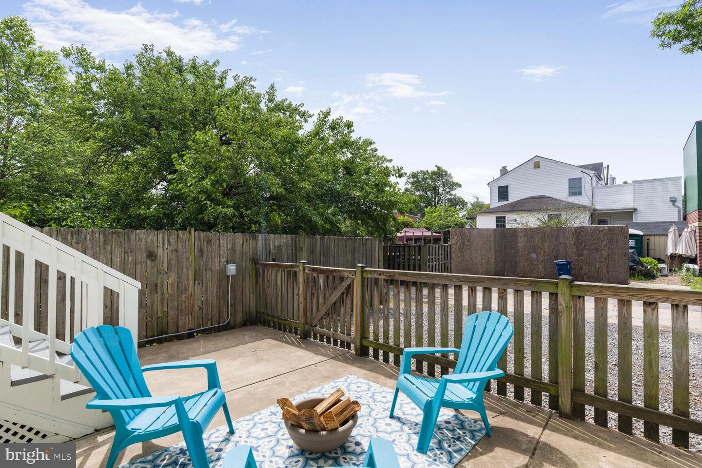 11 CLIFFORD AVE, ALEXANDRIA, Virginia 22305, 3 Bedrooms Bedrooms, ,2 BathroomsBathrooms,Residential,For sale,11 CLIFFORD AVE,VAAX2046066 MLS # VAAX2046066