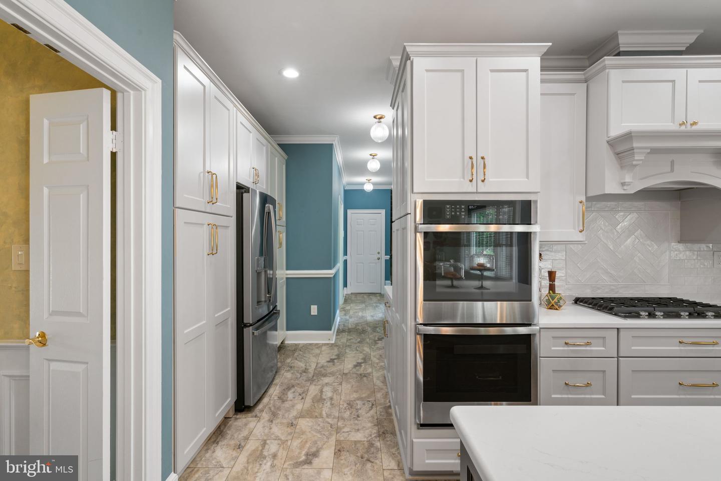 6410 NOBLE ROCK CT, CLIFTON, Virginia 20124, 5 Bedrooms Bedrooms, ,3 BathroomsBathrooms,Residential,For sale,6410 NOBLE ROCK CT,VAFX2245722 MLS # VAFX2245722