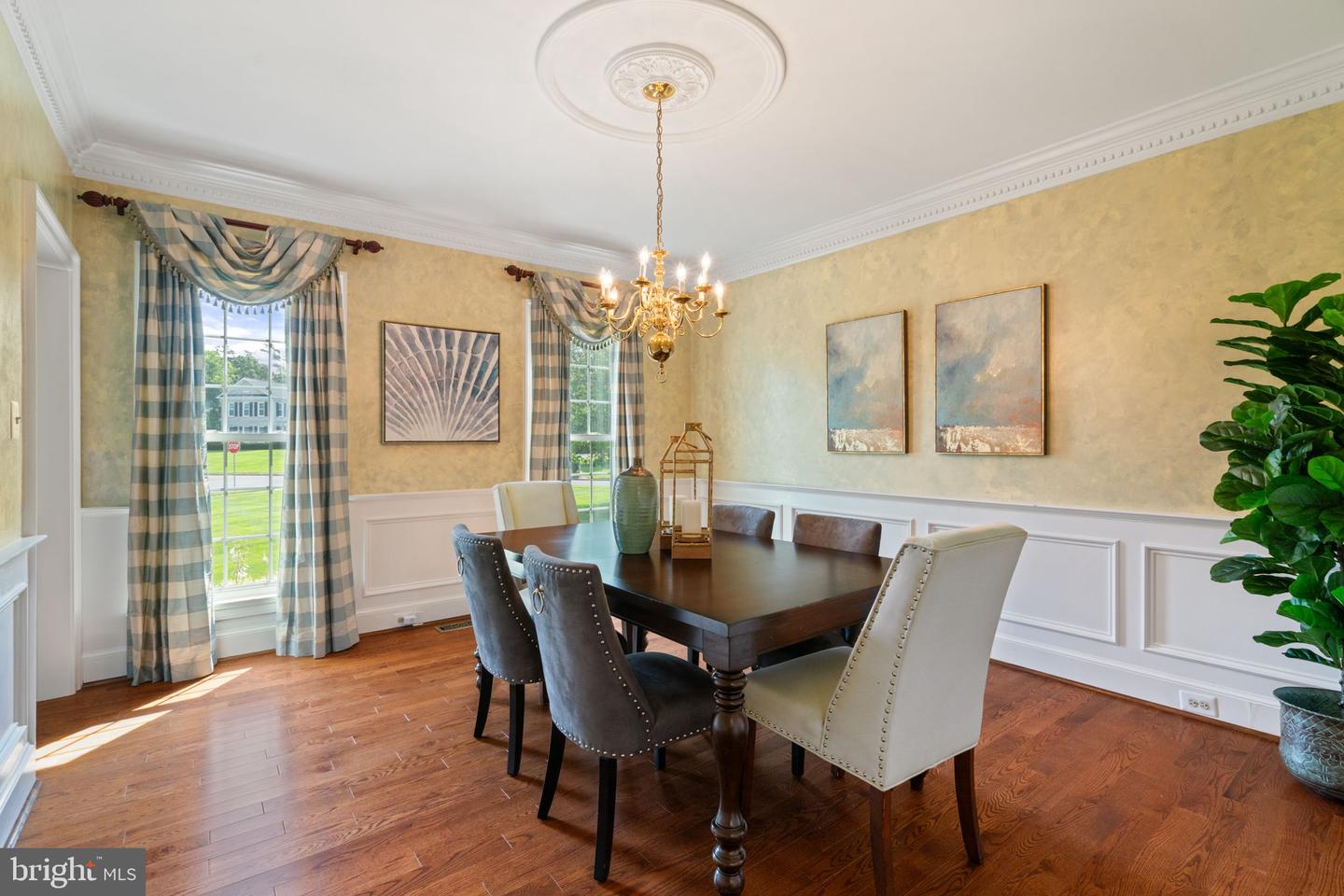 6410 NOBLE ROCK CT, CLIFTON, Virginia 20124, 5 Bedrooms Bedrooms, ,3 BathroomsBathrooms,Residential,For sale,6410 NOBLE ROCK CT,VAFX2245722 MLS # VAFX2245722