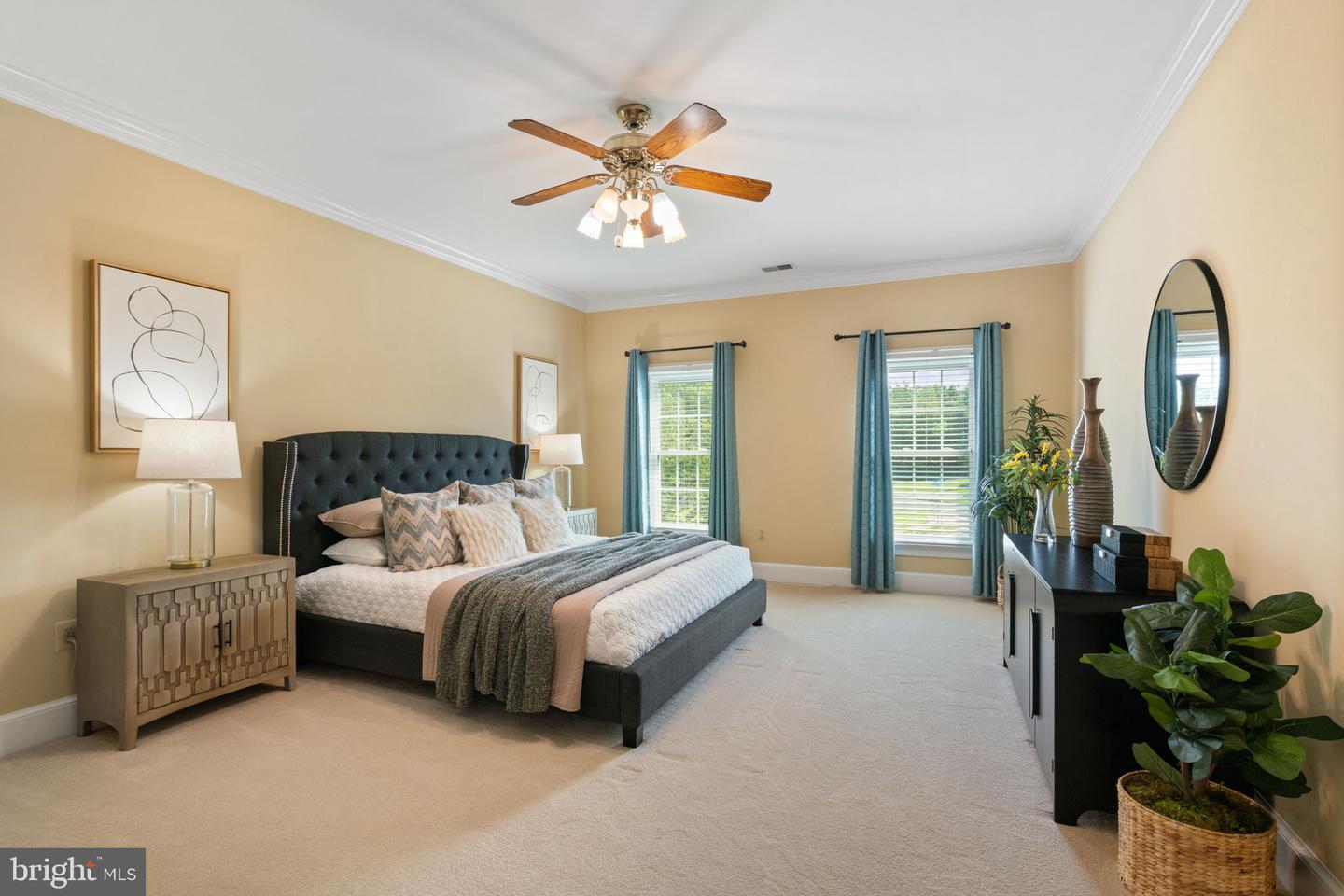 6410 NOBLE ROCK CT, CLIFTON, Virginia 20124, 5 Bedrooms Bedrooms, ,3 BathroomsBathrooms,Residential,For sale,6410 NOBLE ROCK CT,VAFX2245722 MLS # VAFX2245722