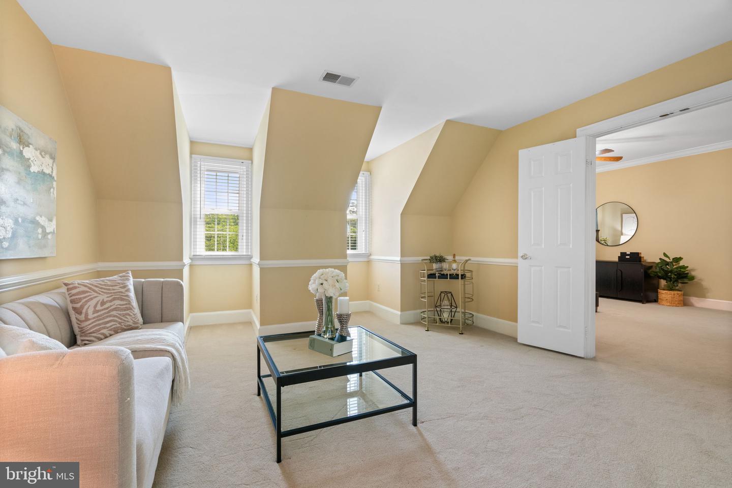 6410 NOBLE ROCK CT, CLIFTON, Virginia 20124, 5 Bedrooms Bedrooms, ,3 BathroomsBathrooms,Residential,For sale,6410 NOBLE ROCK CT,VAFX2245722 MLS # VAFX2245722