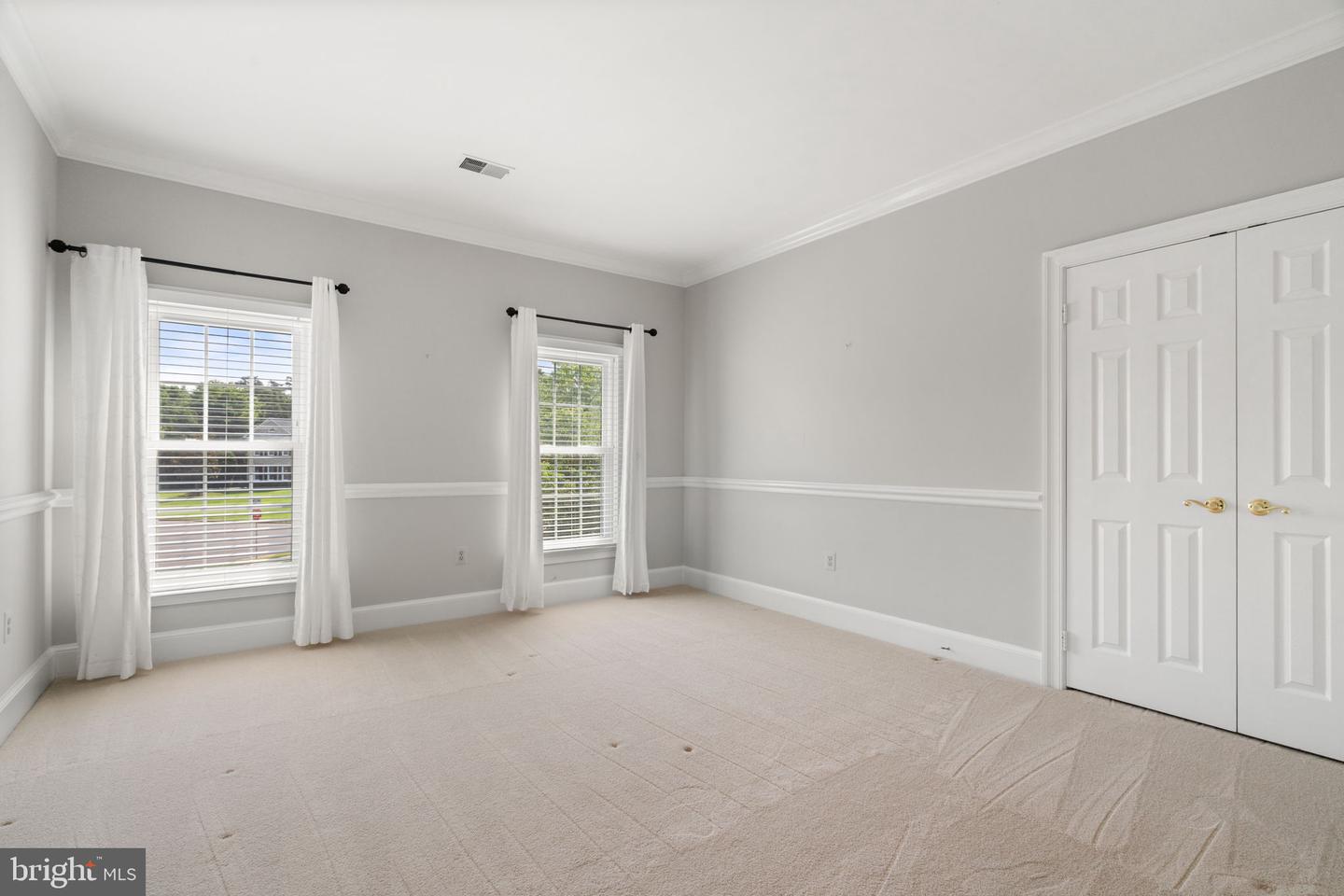 6410 NOBLE ROCK CT, CLIFTON, Virginia 20124, 5 Bedrooms Bedrooms, ,3 BathroomsBathrooms,Residential,For sale,6410 NOBLE ROCK CT,VAFX2245722 MLS # VAFX2245722