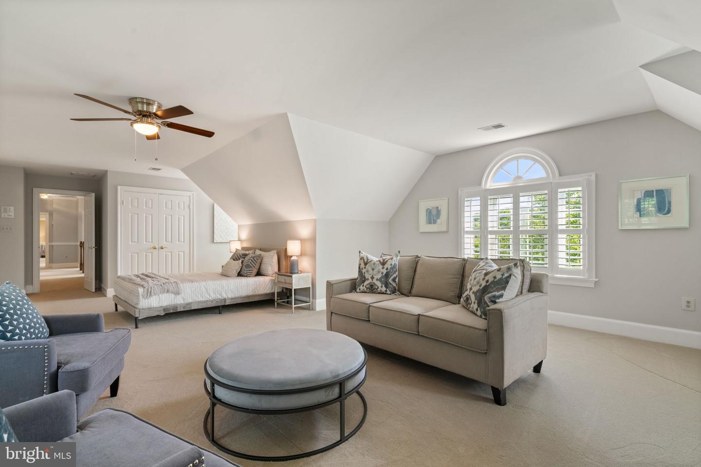 6410 NOBLE ROCK CT, CLIFTON, Virginia 20124, 5 Bedrooms Bedrooms, ,3 BathroomsBathrooms,Residential,For sale,6410 NOBLE ROCK CT,VAFX2245722 MLS # VAFX2245722
