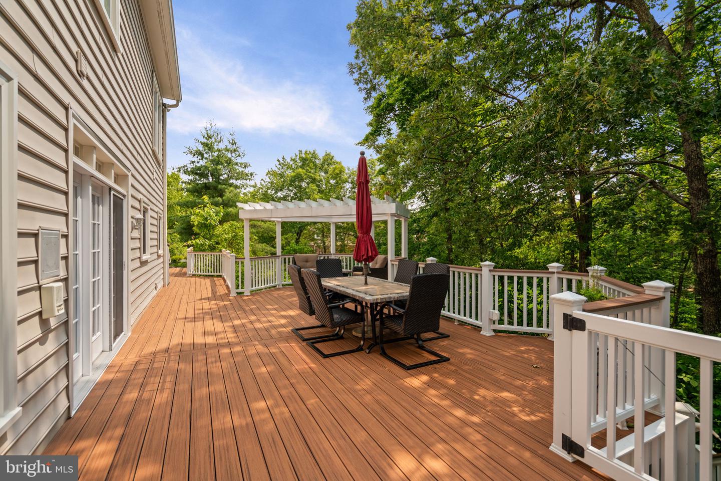 6410 NOBLE ROCK CT, CLIFTON, Virginia 20124, 5 Bedrooms Bedrooms, ,3 BathroomsBathrooms,Residential,For sale,6410 NOBLE ROCK CT,VAFX2245722 MLS # VAFX2245722