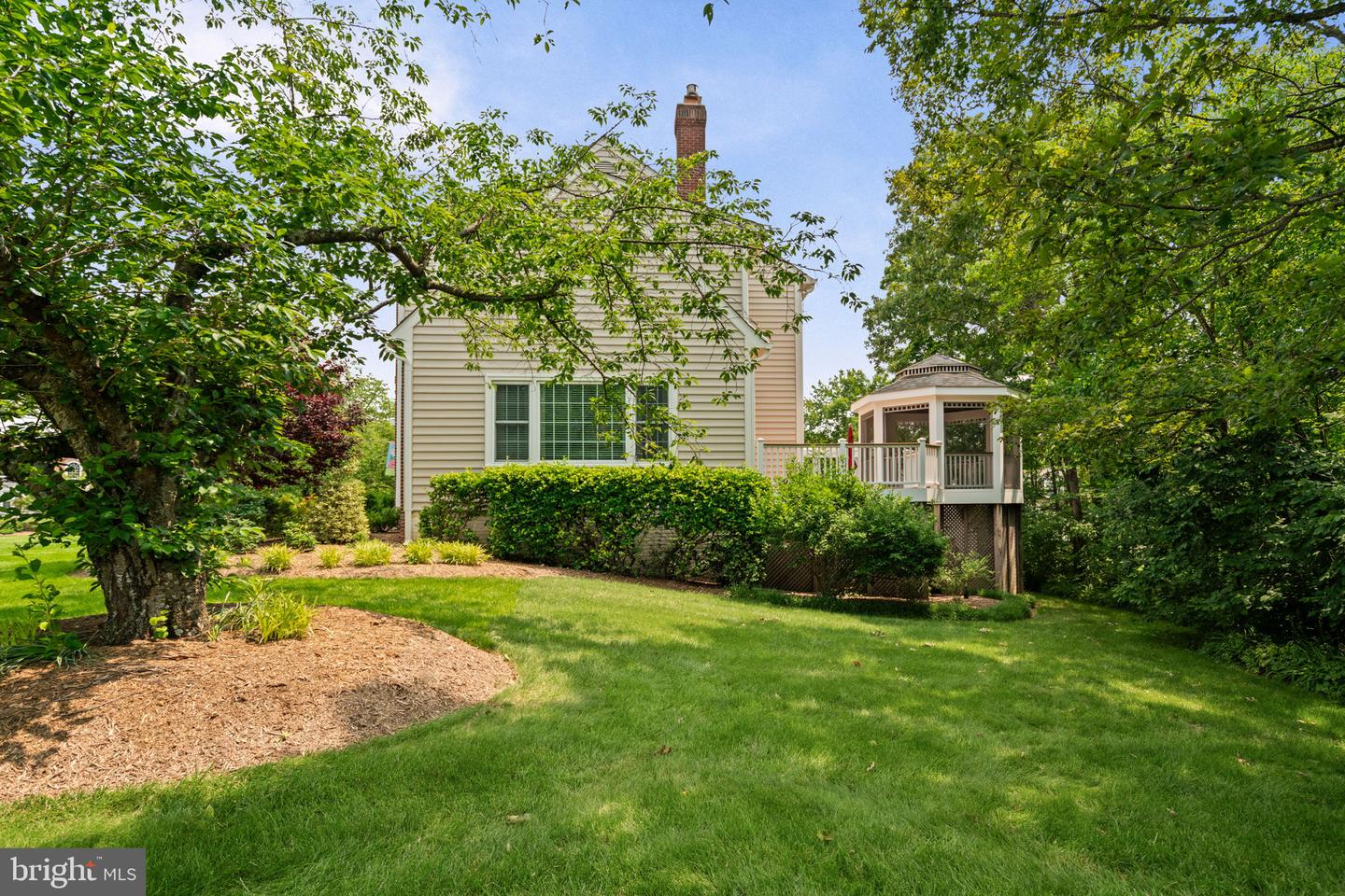 6410 NOBLE ROCK CT, CLIFTON, Virginia 20124, 5 Bedrooms Bedrooms, ,3 BathroomsBathrooms,Residential,For sale,6410 NOBLE ROCK CT,VAFX2245722 MLS # VAFX2245722