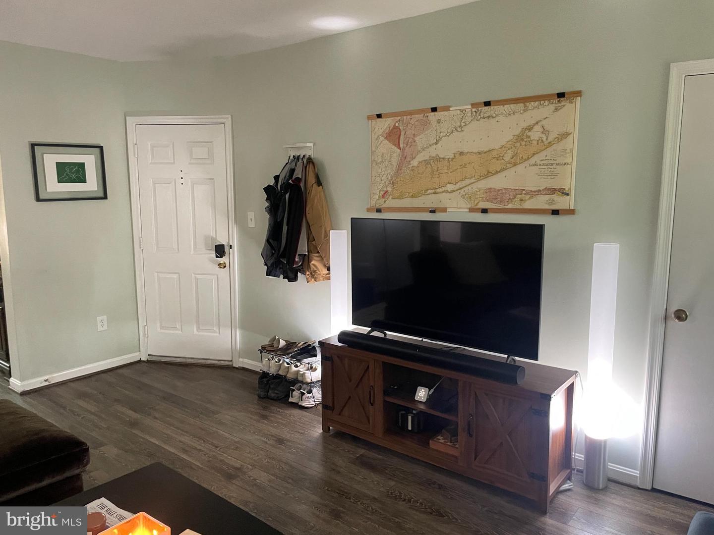 1744 N RHODES ST #5-310, ARLINGTON, Virginia 22201, 2 Bedrooms Bedrooms, ,1 BathroomBathrooms,Residential,For sale,1744 N RHODES ST #5-310,VAAR2058680 MLS # VAAR2058680