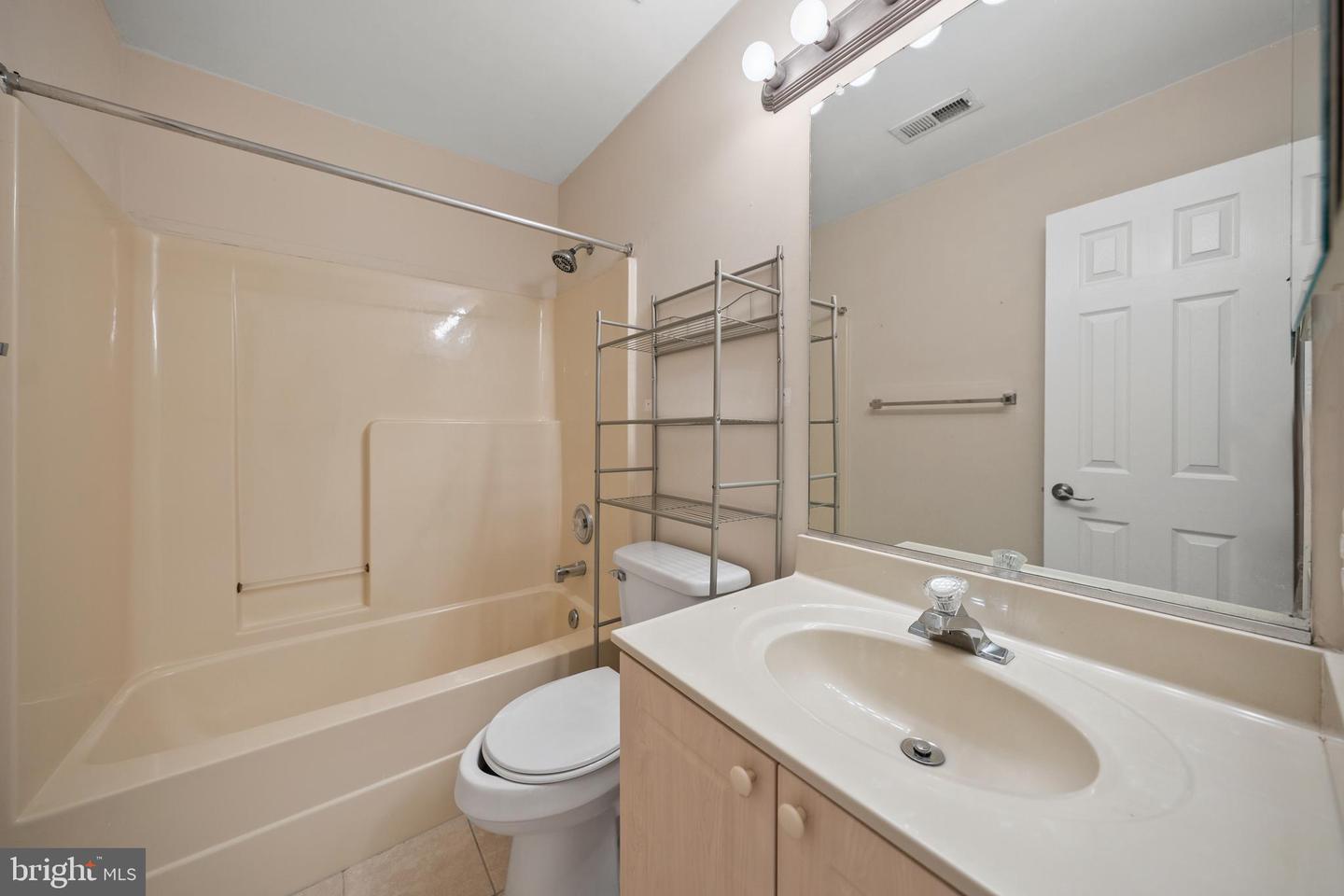11912 KINGSWOOD BLVD, FREDERICKSBURG, Virginia 22408, 5 Bedrooms Bedrooms, ,4 BathroomsBathrooms,Residential,For sale,11912 KINGSWOOD BLVD,VASP2033672 MLS # VASP2033672