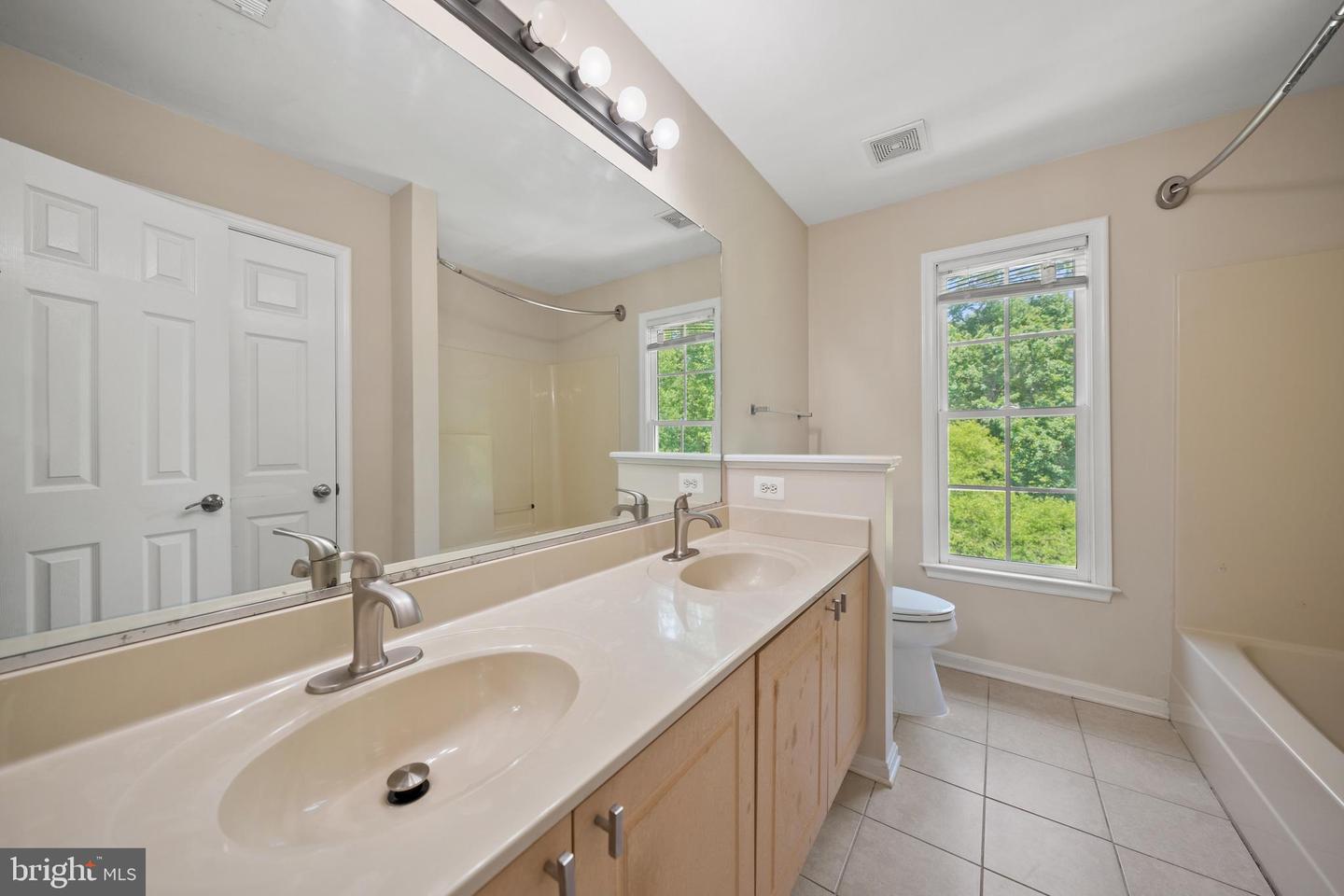 11912 KINGSWOOD BLVD, FREDERICKSBURG, Virginia 22408, 5 Bedrooms Bedrooms, ,4 BathroomsBathrooms,Residential,For sale,11912 KINGSWOOD BLVD,VASP2033672 MLS # VASP2033672