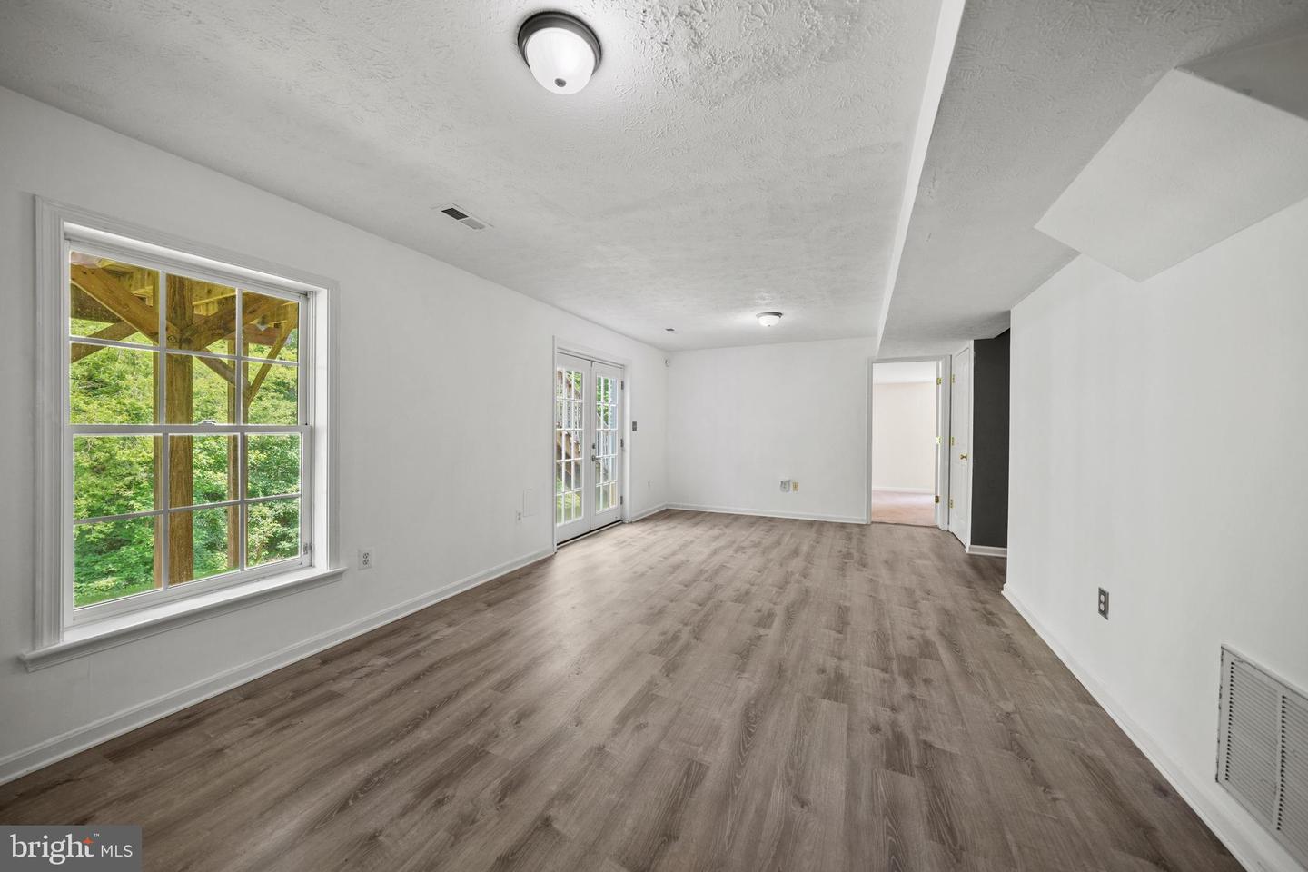 11912 KINGSWOOD BLVD, FREDERICKSBURG, Virginia 22408, 5 Bedrooms Bedrooms, ,4 BathroomsBathrooms,Residential,For sale,11912 KINGSWOOD BLVD,VASP2033672 MLS # VASP2033672
