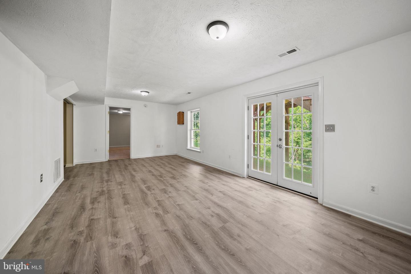 11912 KINGSWOOD BLVD, FREDERICKSBURG, Virginia 22408, 5 Bedrooms Bedrooms, ,4 BathroomsBathrooms,Residential,For sale,11912 KINGSWOOD BLVD,VASP2033672 MLS # VASP2033672