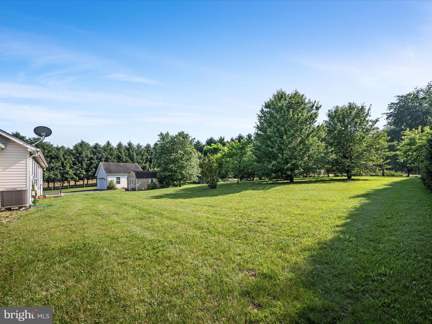 98 ROYALWOOD DR, WOODSTOCK, Virginia 22664, 4 Bedrooms Bedrooms, ,3 BathroomsBathrooms,Residential,For sale,98 ROYALWOOD DR,VASH2011658 MLS # VASH2011658