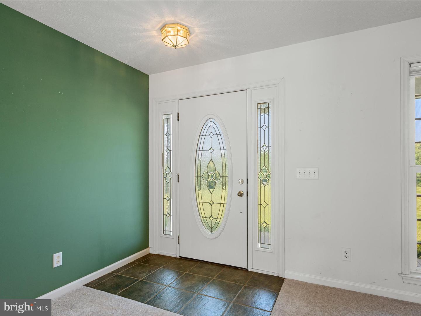 98 ROYALWOOD DR, WOODSTOCK, Virginia 22664, 4 Bedrooms Bedrooms, ,3 BathroomsBathrooms,Residential,For sale,98 ROYALWOOD DR,VASH2011658 MLS # VASH2011658
