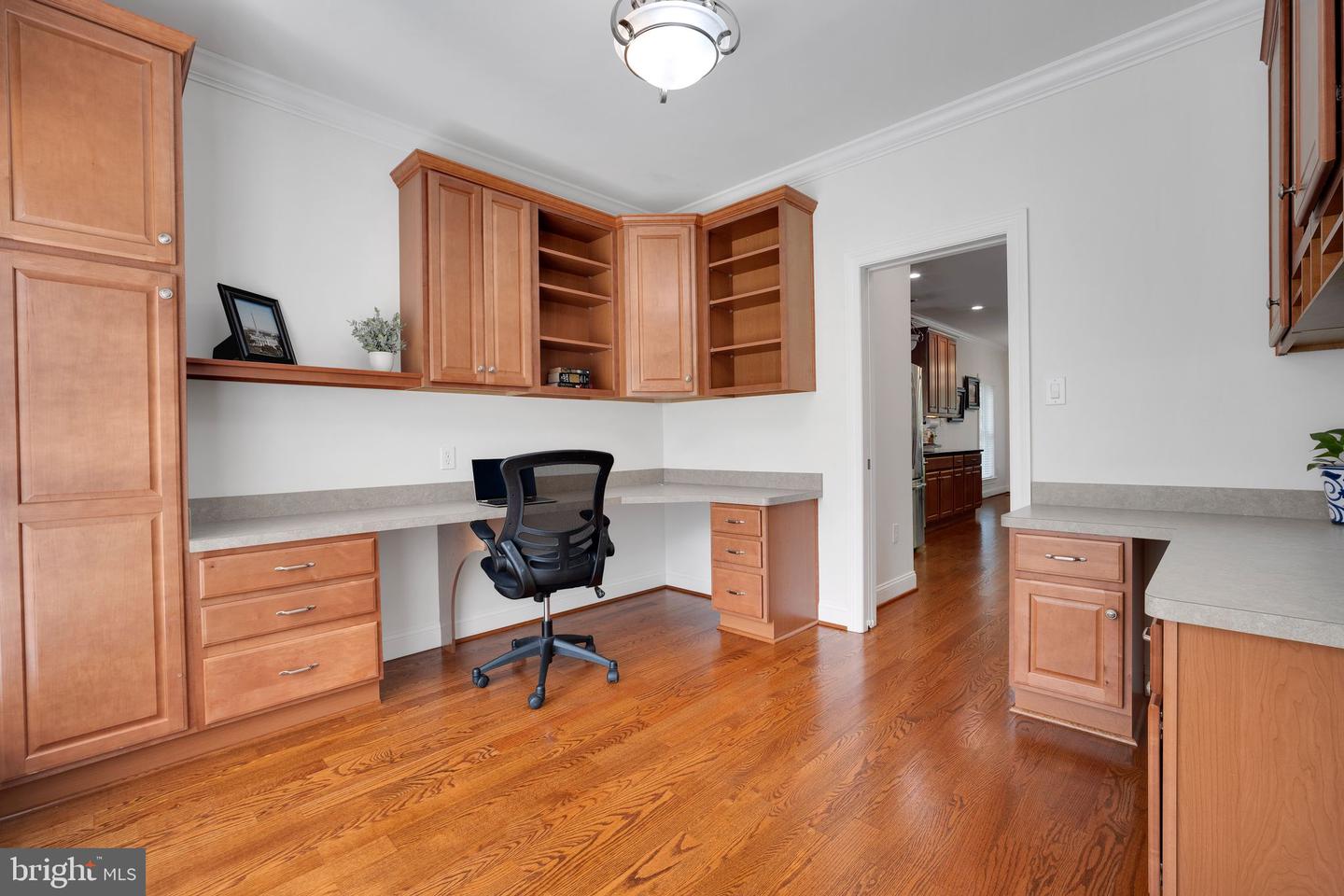 2862 ROSEMARY LN, FALLS CHURCH, Virginia 22042, 4 Bedrooms Bedrooms, ,3 BathroomsBathrooms,Residential,For sale,2862 ROSEMARY LN,VAFX2246100 MLS # VAFX2246100
