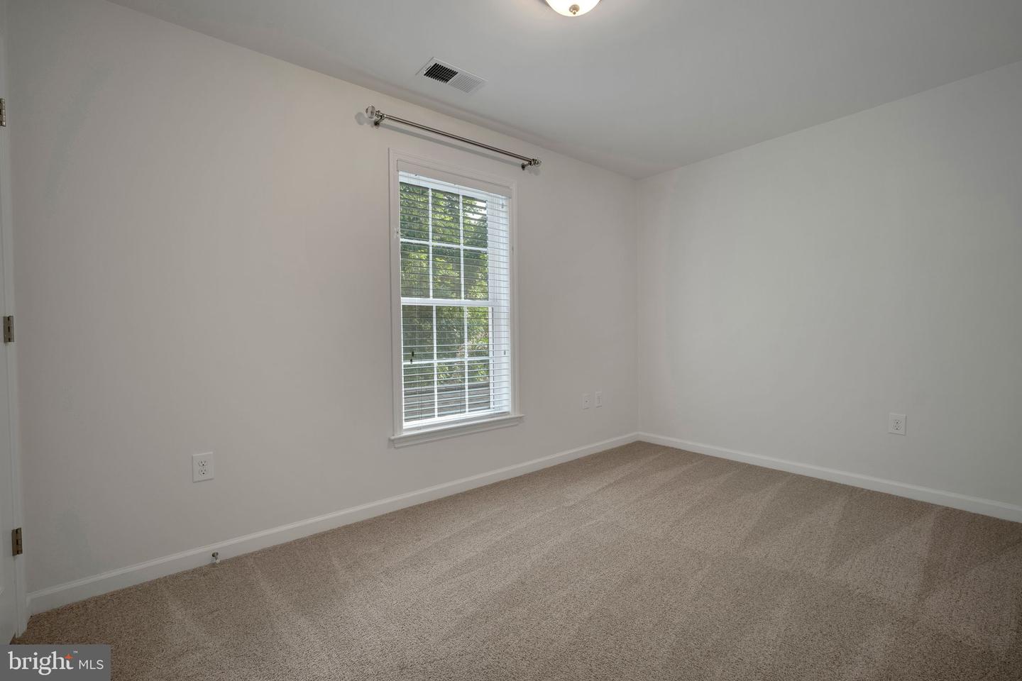 2862 ROSEMARY LN, FALLS CHURCH, Virginia 22042, 4 Bedrooms Bedrooms, ,3 BathroomsBathrooms,Residential,For sale,2862 ROSEMARY LN,VAFX2246100 MLS # VAFX2246100