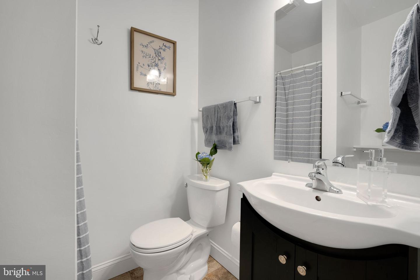 2862 ROSEMARY LN, FALLS CHURCH, Virginia 22042, 4 Bedrooms Bedrooms, ,3 BathroomsBathrooms,Residential,For sale,2862 ROSEMARY LN,VAFX2246100 MLS # VAFX2246100