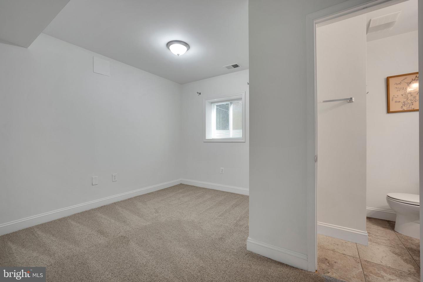 2862 ROSEMARY LN, FALLS CHURCH, Virginia 22042, 4 Bedrooms Bedrooms, ,3 BathroomsBathrooms,Residential,For sale,2862 ROSEMARY LN,VAFX2246100 MLS # VAFX2246100