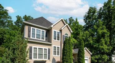 2862 ROSEMARY LN, FALLS CHURCH, Virginia 22042, 4 Bedrooms Bedrooms, ,3 BathroomsBathrooms,Residential,For sale,2862 ROSEMARY LN,VAFX2246100 MLS # VAFX2246100