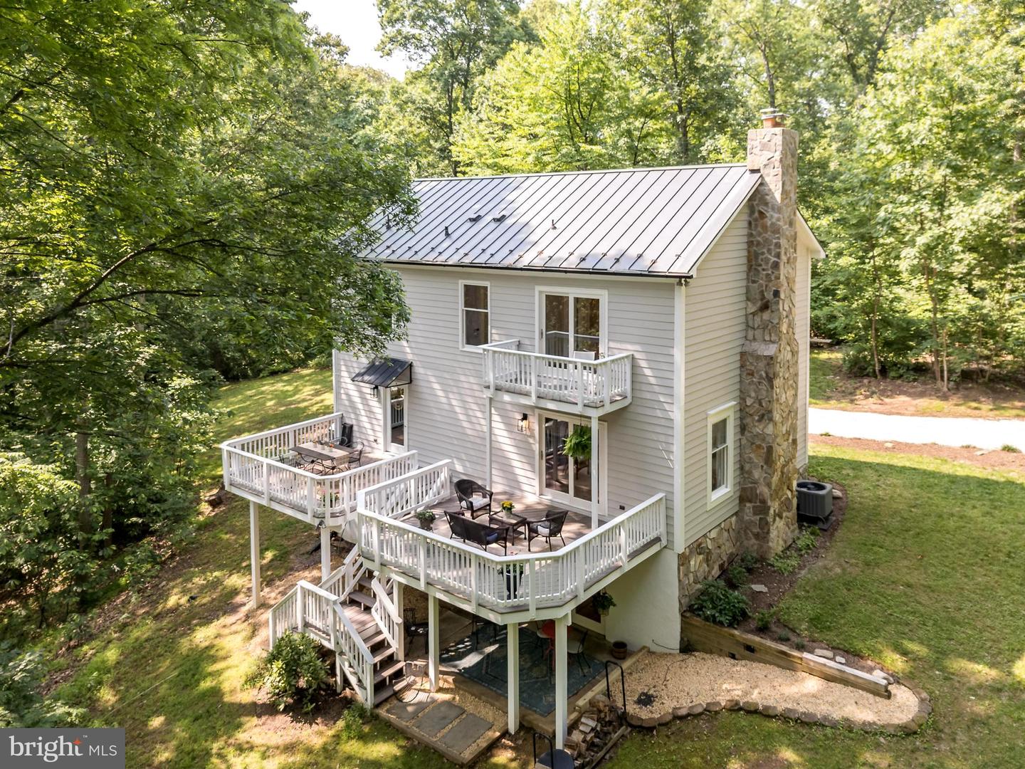 20808 WILD GOOSE LN, LEESBURG, Virginia 20175, 4 Bedrooms Bedrooms, ,3 BathroomsBathrooms,Residential,For sale,20808 WILD GOOSE LN,VALO2098990 MLS # VALO2098990