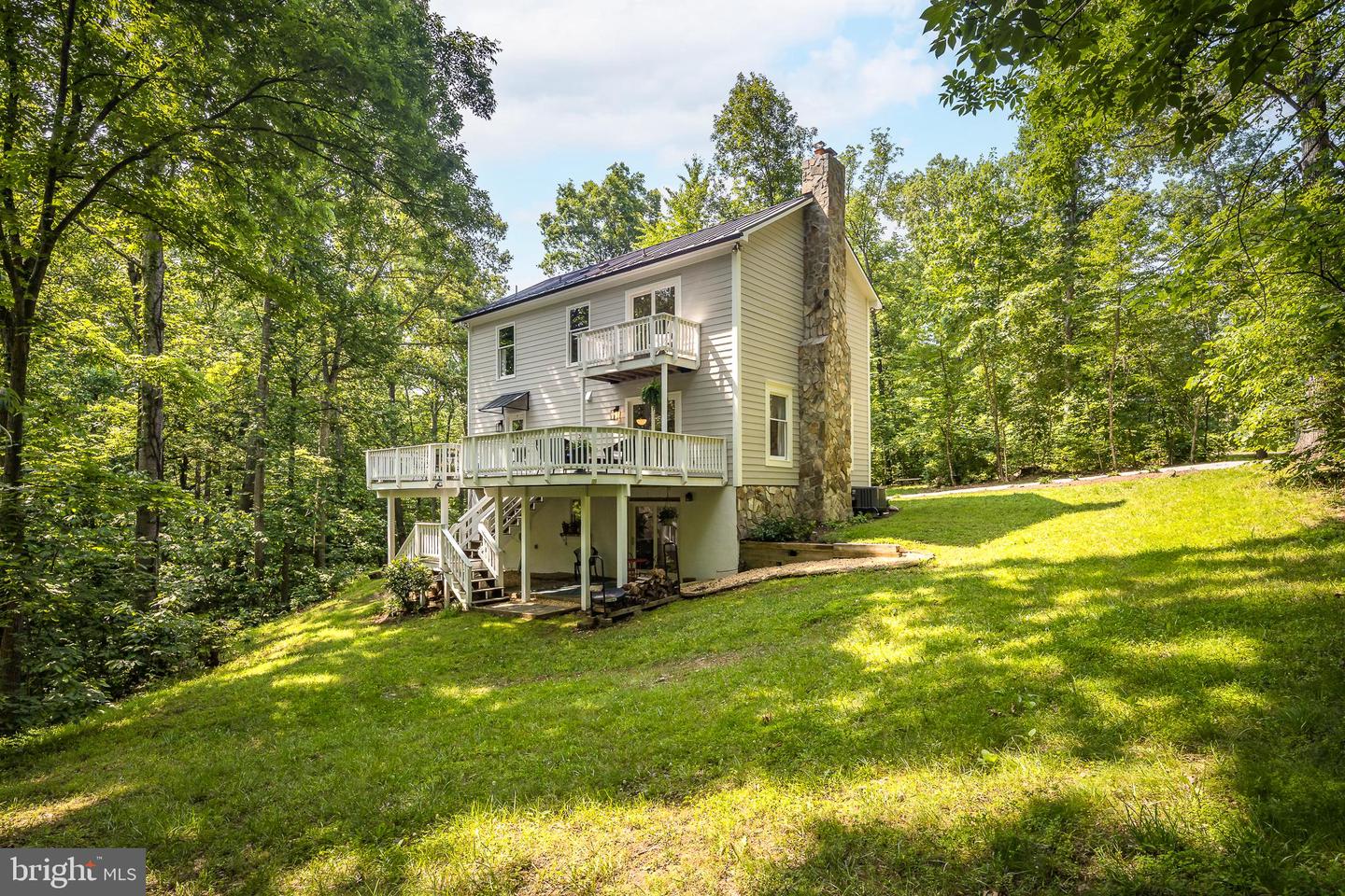 20808 WILD GOOSE LN, LEESBURG, Virginia 20175, 4 Bedrooms Bedrooms, ,3 BathroomsBathrooms,Residential,For sale,20808 WILD GOOSE LN,VALO2098990 MLS # VALO2098990