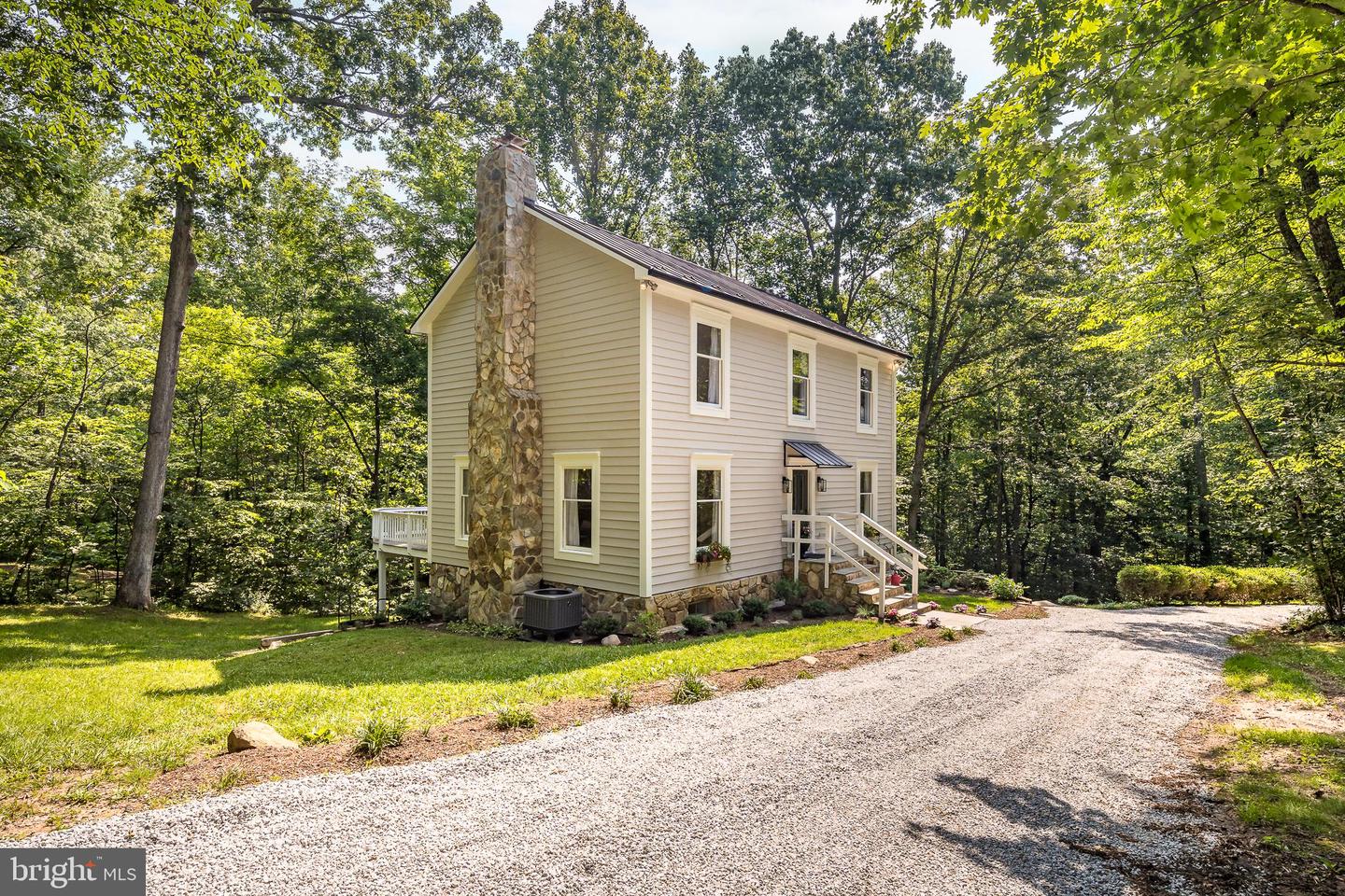 20808 WILD GOOSE LN, LEESBURG, Virginia 20175, 4 Bedrooms Bedrooms, ,3 BathroomsBathrooms,Residential,For sale,20808 WILD GOOSE LN,VALO2098990 MLS # VALO2098990