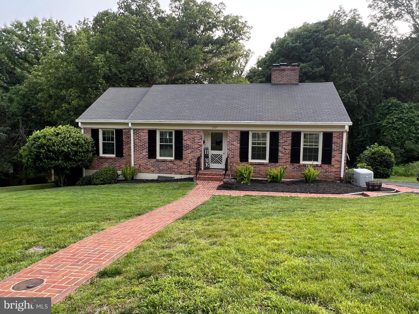 2227 RIDGEWOOD DRIVE, LYNCHBURG, Virginia 24503, 5 Bedrooms Bedrooms, ,2 BathroomsBathrooms,Residential,For sale,2227 RIDGEWOOD DRIVE,VALY2000038 MLS # VALY2000038