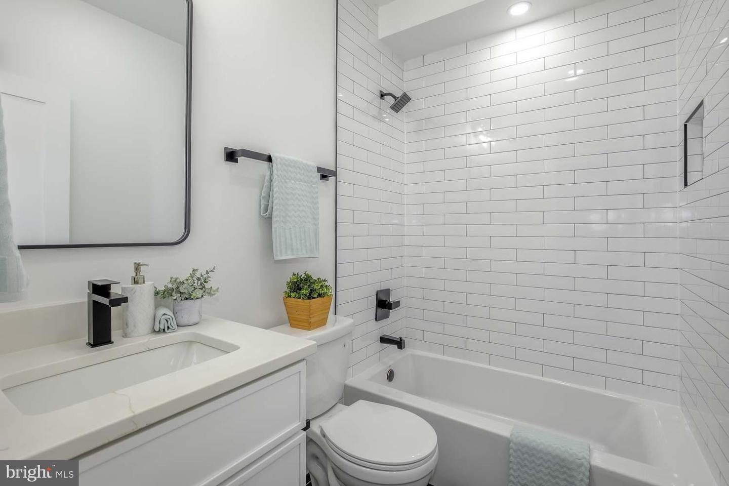 5403 5TH ST NW #2, WASHINGTON, District Of Columbia 20011, 3 Bedrooms Bedrooms, ,3 BathroomsBathrooms,Residential,For sale,5403 5TH ST NW #2,DCDC2204332 MLS # DCDC2204332