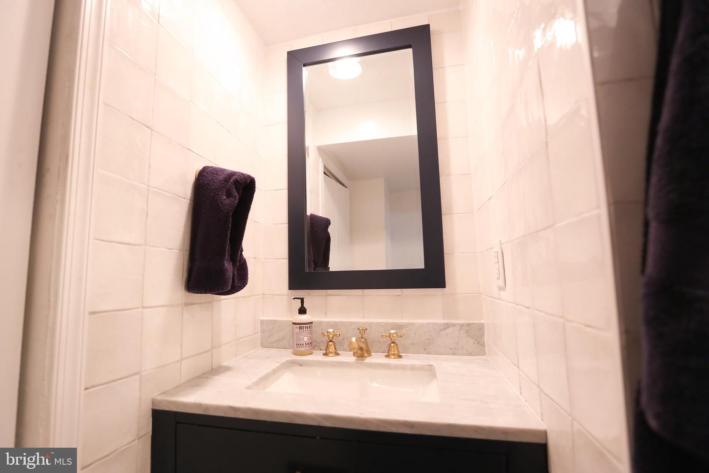 2707 FAIRHAVEN AVE, ALEXANDRIA, Virginia 22303, 2 Bedrooms Bedrooms, ,2 BathroomsBathrooms,Residential,For sale,2707 FAIRHAVEN AVE,VAFX2246002 MLS # VAFX2246002