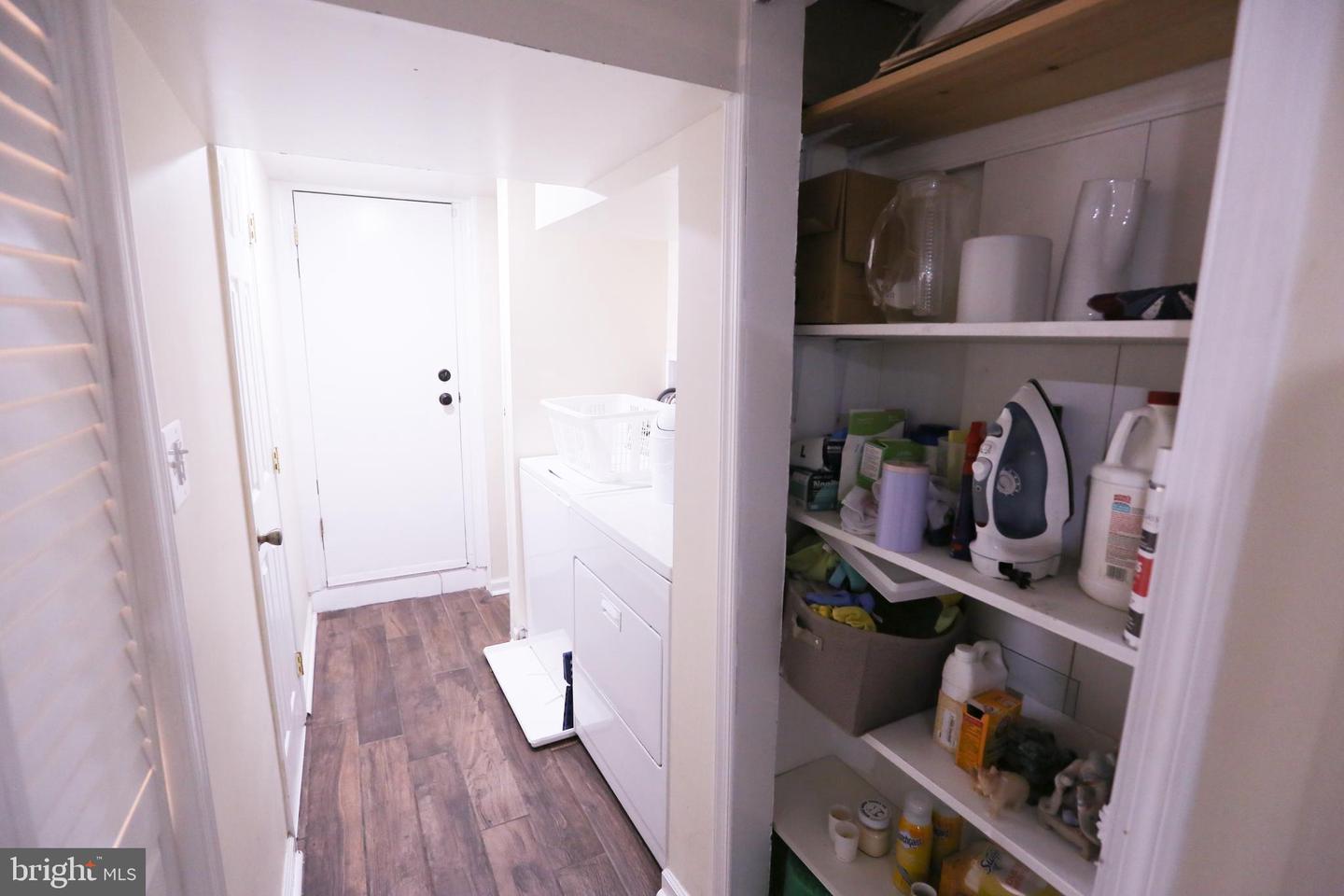 2707 FAIRHAVEN AVE, ALEXANDRIA, Virginia 22303, 2 Bedrooms Bedrooms, ,2 BathroomsBathrooms,Residential,For sale,2707 FAIRHAVEN AVE,VAFX2246002 MLS # VAFX2246002