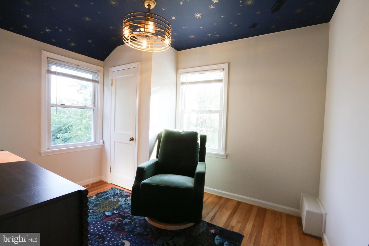 2707 FAIRHAVEN AVE, ALEXANDRIA, Virginia 22303, 2 Bedrooms Bedrooms, ,2 BathroomsBathrooms,Residential,For sale,2707 FAIRHAVEN AVE,VAFX2246002 MLS # VAFX2246002