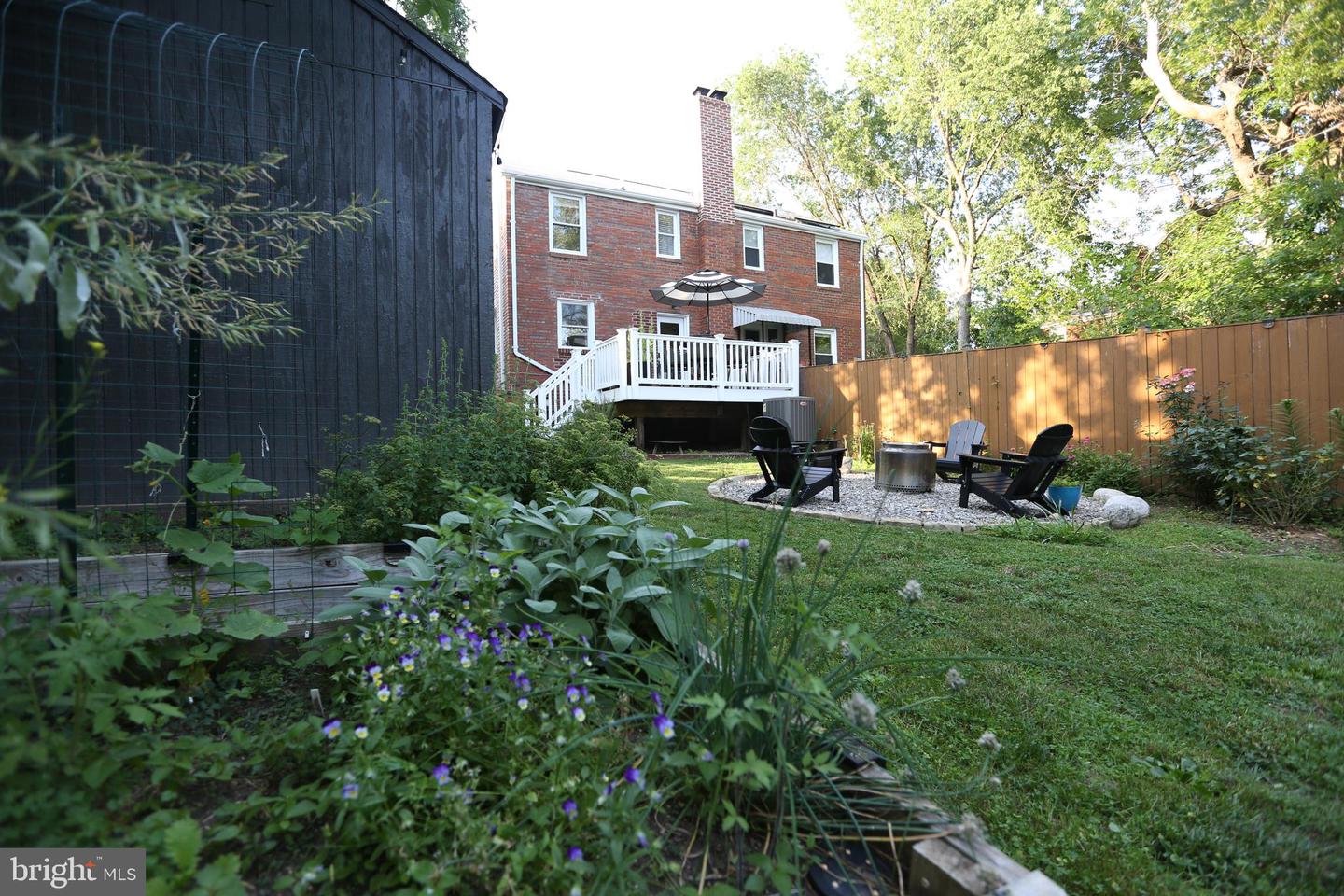 2707 FAIRHAVEN AVE, ALEXANDRIA, Virginia 22303, 2 Bedrooms Bedrooms, ,2 BathroomsBathrooms,Residential,For sale,2707 FAIRHAVEN AVE,VAFX2246002 MLS # VAFX2246002