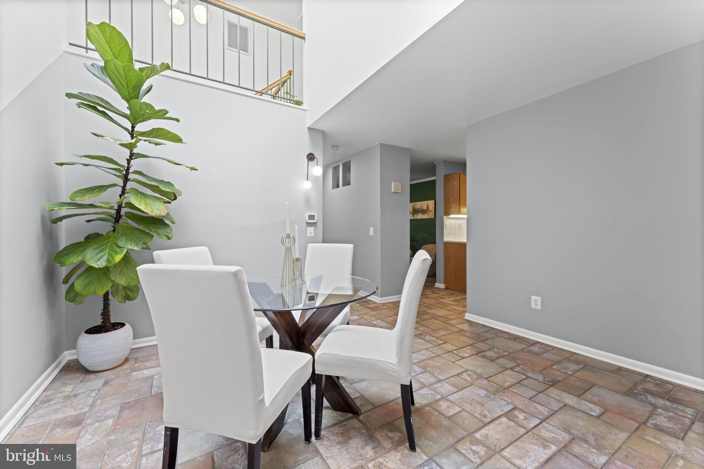 11866 S LAKES CT, RESTON, Virginia 20191, 3 Bedrooms Bedrooms, ,2 BathroomsBathrooms,Residential,For sale,11866 S LAKES CT,VAFX2246110 MLS # VAFX2246110