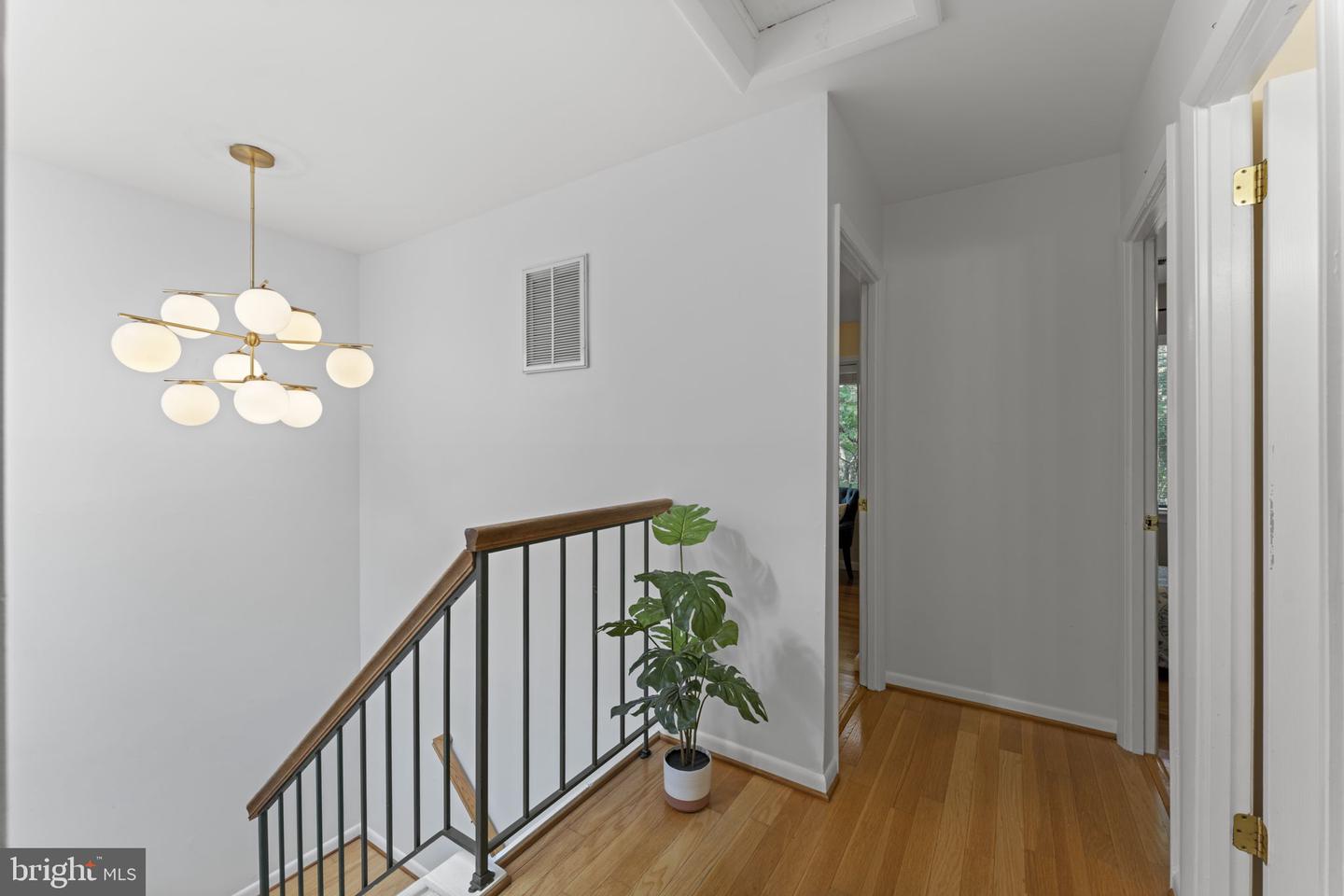 11866 S LAKES CT, RESTON, Virginia 20191, 3 Bedrooms Bedrooms, ,2 BathroomsBathrooms,Residential,For sale,11866 S LAKES CT,VAFX2246110 MLS # VAFX2246110