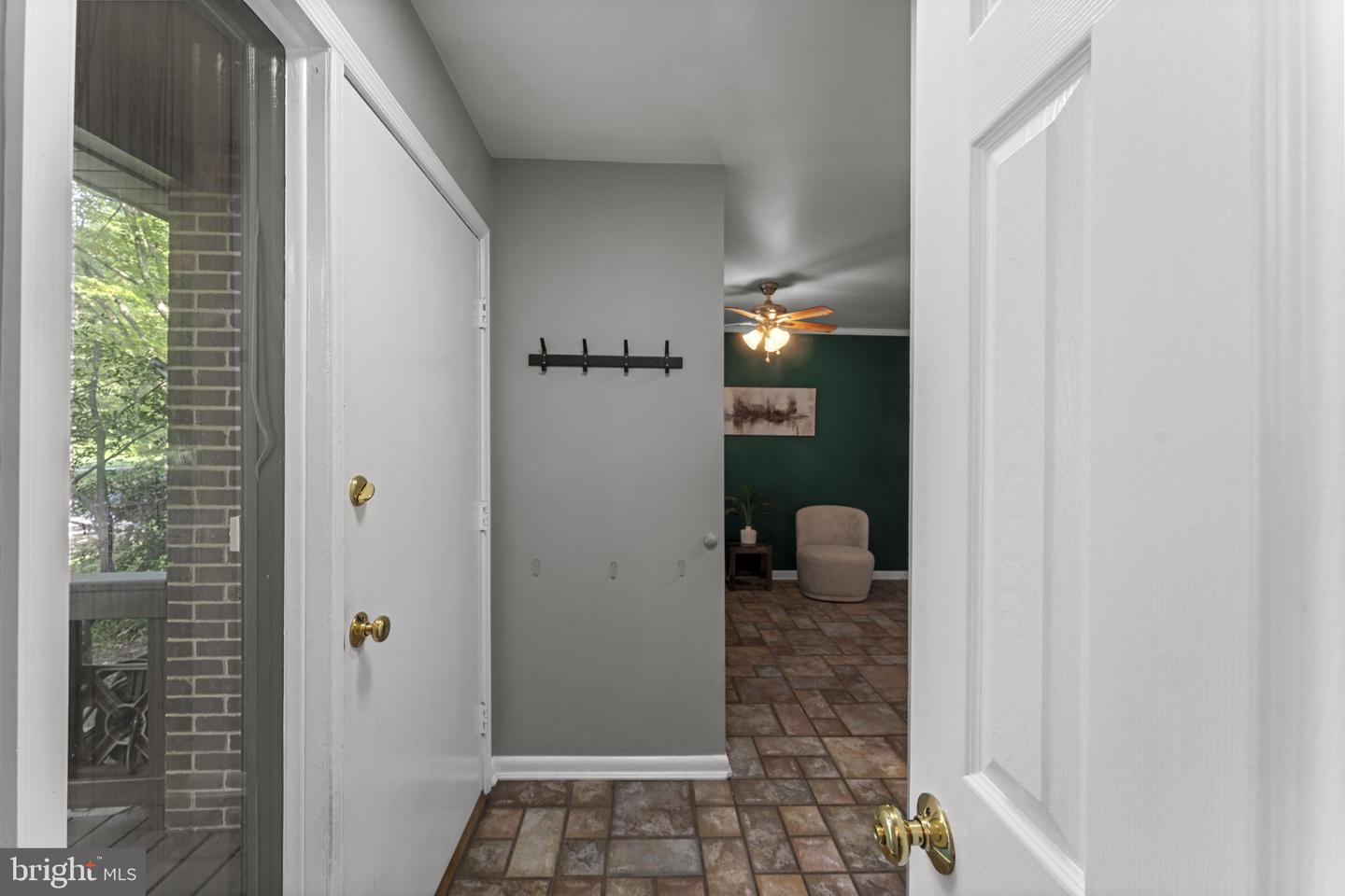 11866 S LAKES CT, RESTON, Virginia 20191, 3 Bedrooms Bedrooms, ,2 BathroomsBathrooms,Residential,For sale,11866 S LAKES CT,VAFX2246110 MLS # VAFX2246110