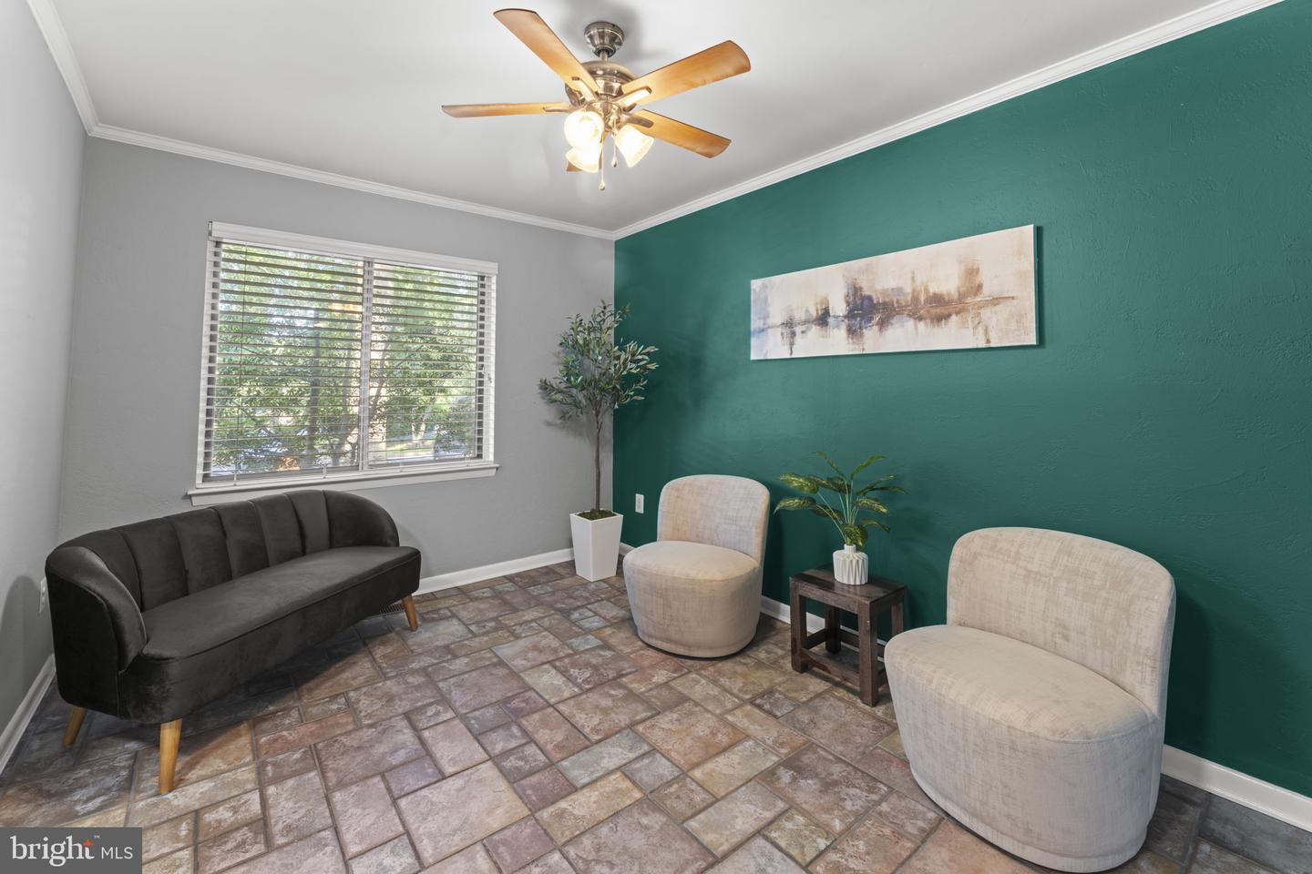 11866 S LAKES CT, RESTON, Virginia 20191, 3 Bedrooms Bedrooms, ,2 BathroomsBathrooms,Residential,For sale,11866 S LAKES CT,VAFX2246110 MLS # VAFX2246110