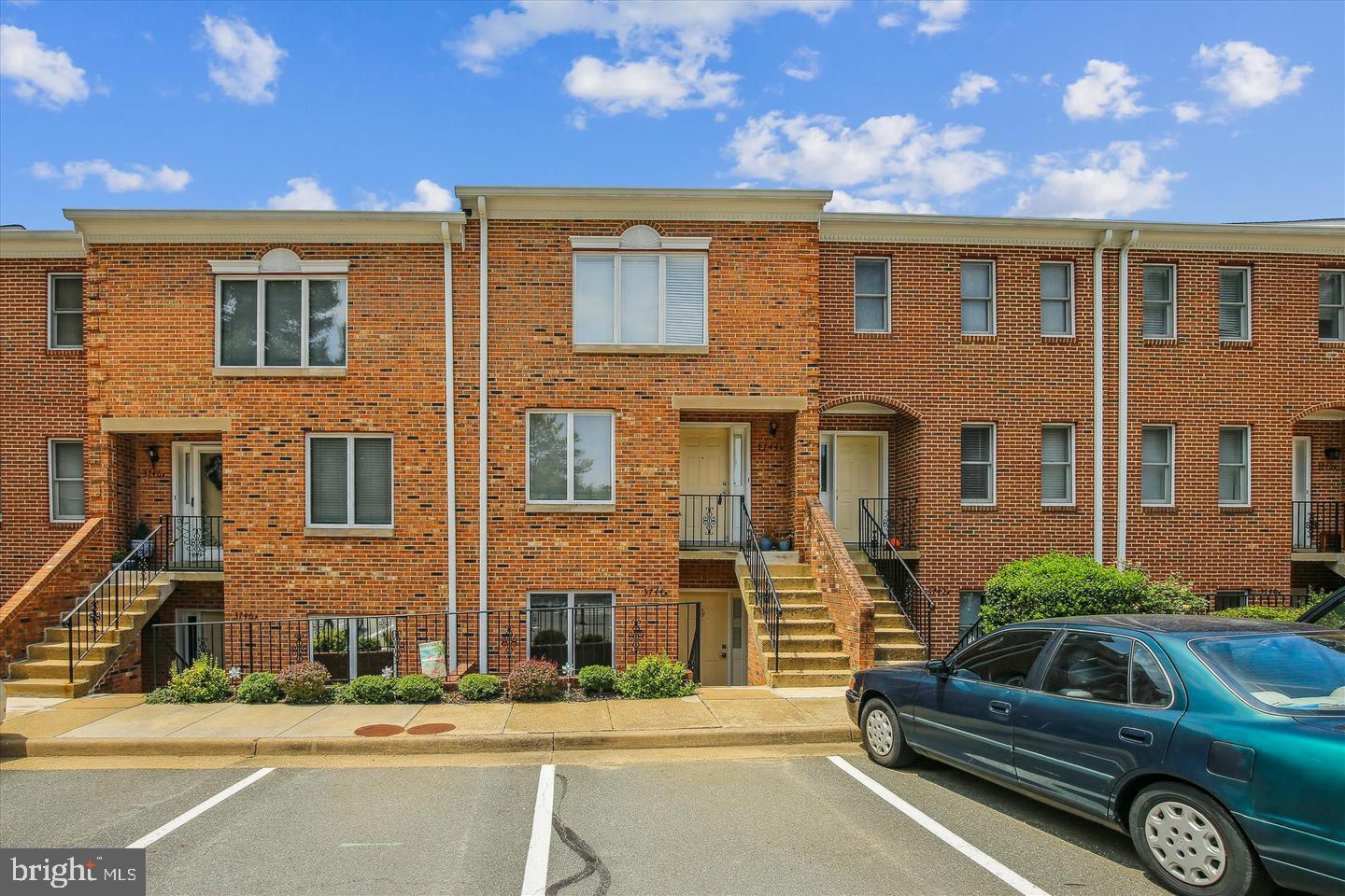 3744-A MADISON LN, FALLS CHURCH, Virginia 22041, 2 Bedrooms Bedrooms, ,2 BathroomsBathrooms,Residential,For sale,3744-A MADISON LN,VAFX2245852 MLS # VAFX2245852