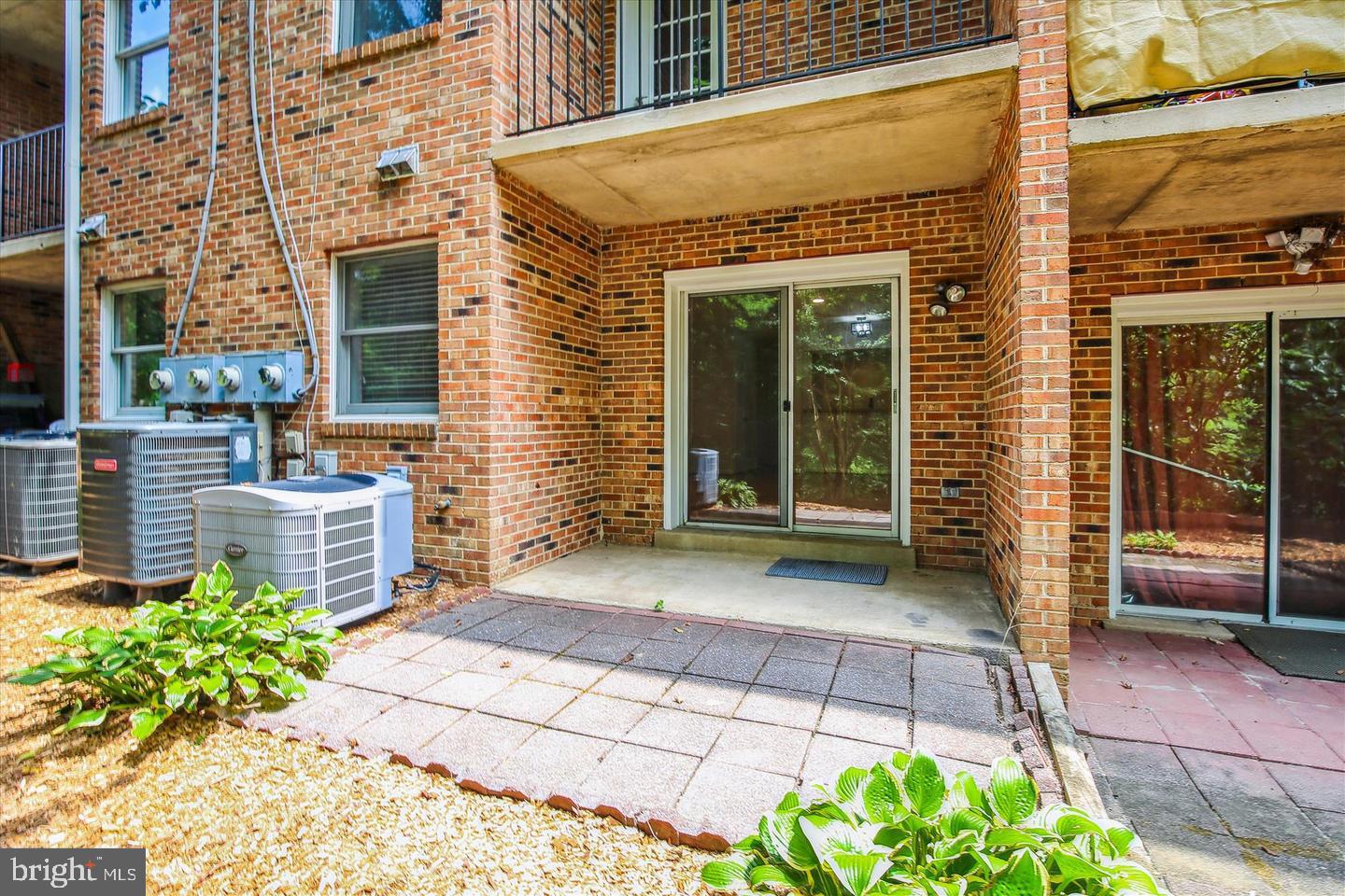 3744-A MADISON LN, FALLS CHURCH, Virginia 22041, 2 Bedrooms Bedrooms, ,2 BathroomsBathrooms,Residential,For sale,3744-A MADISON LN,VAFX2245852 MLS # VAFX2245852