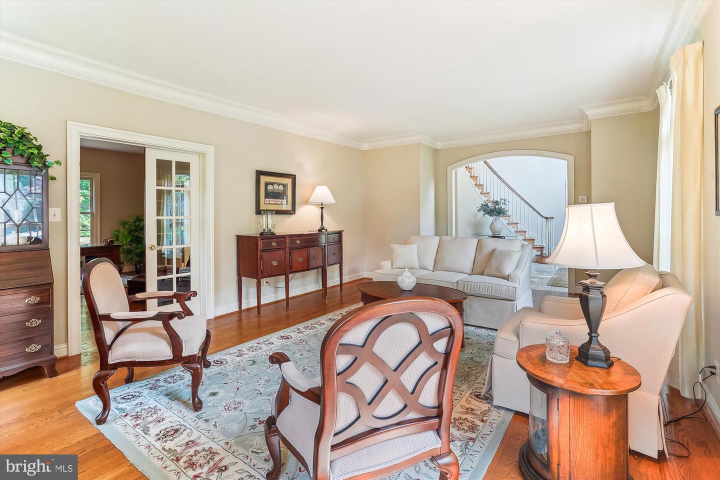 9111 OAK CHASE CT, FAIRFAX STATION, Virginia 22039, 4 Bedrooms Bedrooms, ,3 BathroomsBathrooms,Residential,For sale,9111 OAK CHASE CT,VAFX2245910 MLS # VAFX2245910