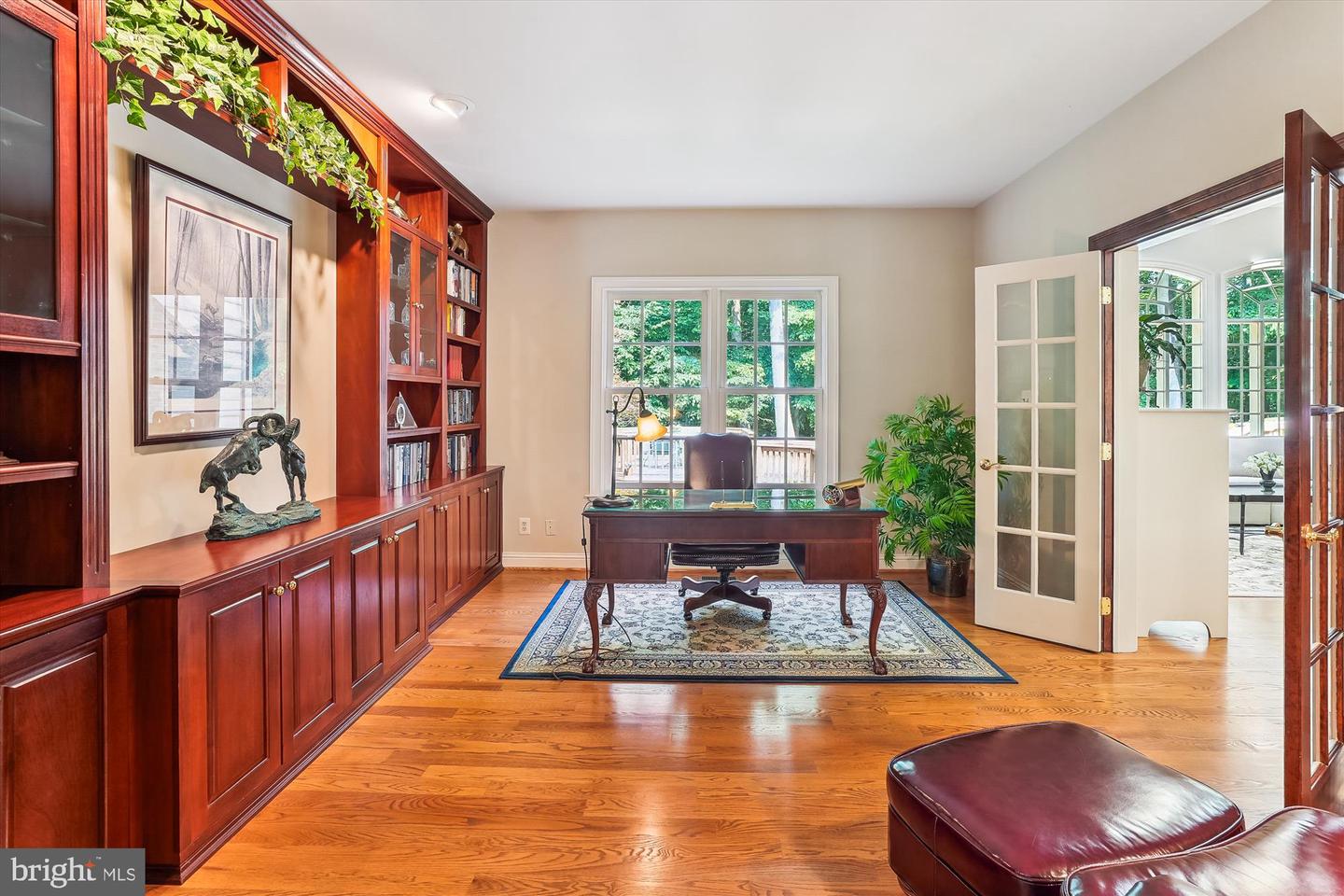 9111 OAK CHASE CT, FAIRFAX STATION, Virginia 22039, 4 Bedrooms Bedrooms, ,3 BathroomsBathrooms,Residential,For sale,9111 OAK CHASE CT,VAFX2245910 MLS # VAFX2245910