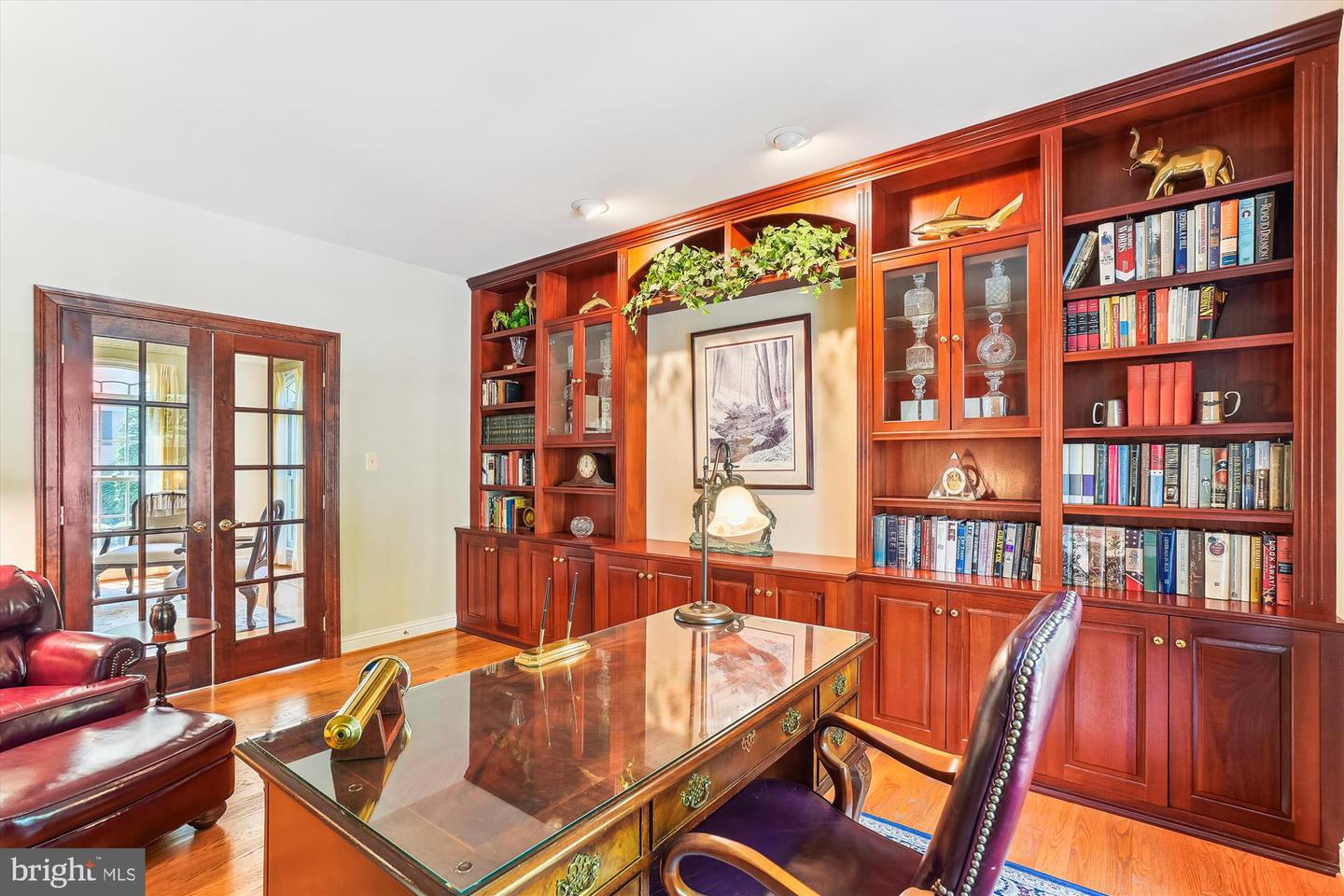 9111 OAK CHASE CT, FAIRFAX STATION, Virginia 22039, 4 Bedrooms Bedrooms, ,3 BathroomsBathrooms,Residential,For sale,9111 OAK CHASE CT,VAFX2245910 MLS # VAFX2245910