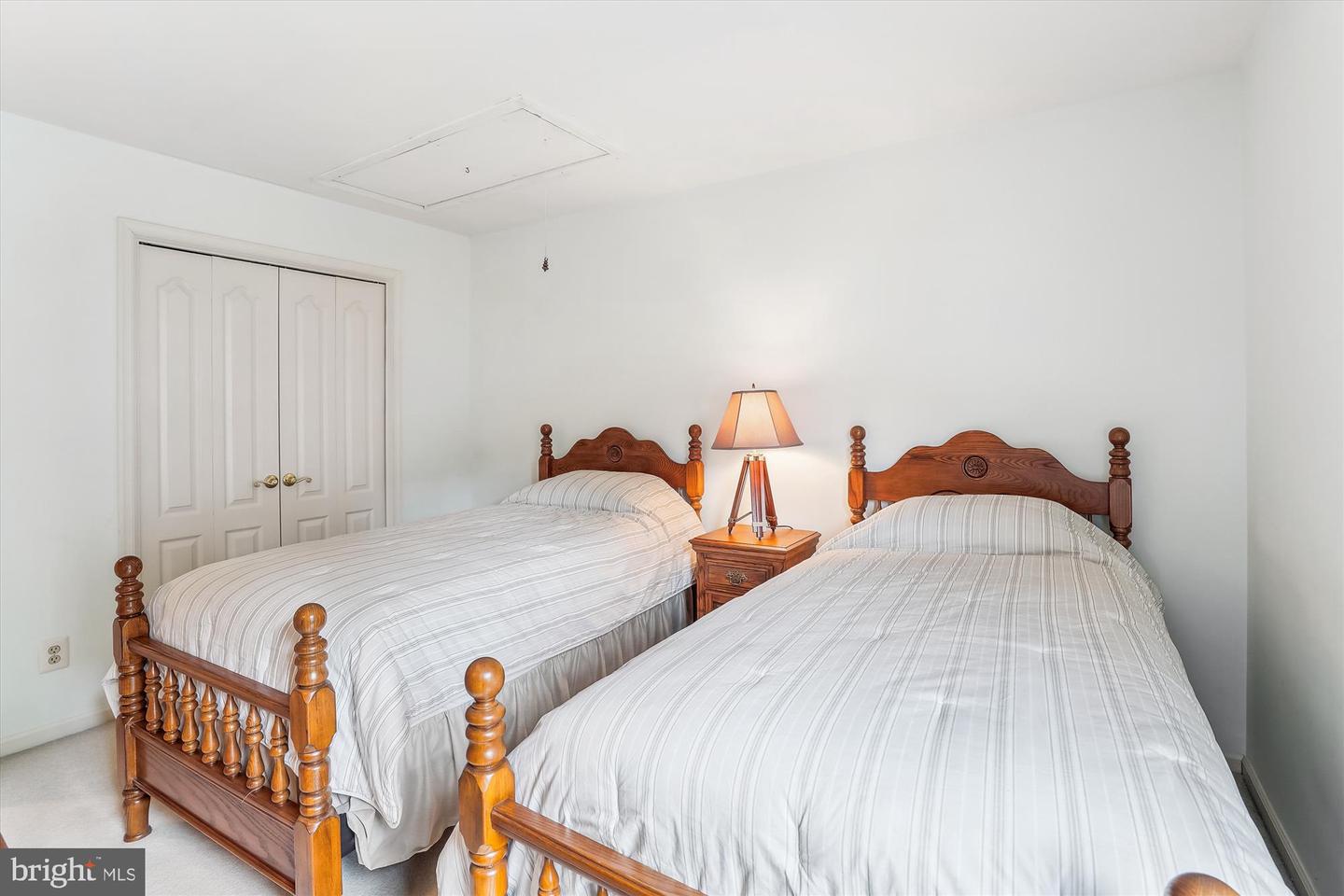 9111 OAK CHASE CT, FAIRFAX STATION, Virginia 22039, 4 Bedrooms Bedrooms, ,3 BathroomsBathrooms,Residential,For sale,9111 OAK CHASE CT,VAFX2245910 MLS # VAFX2245910