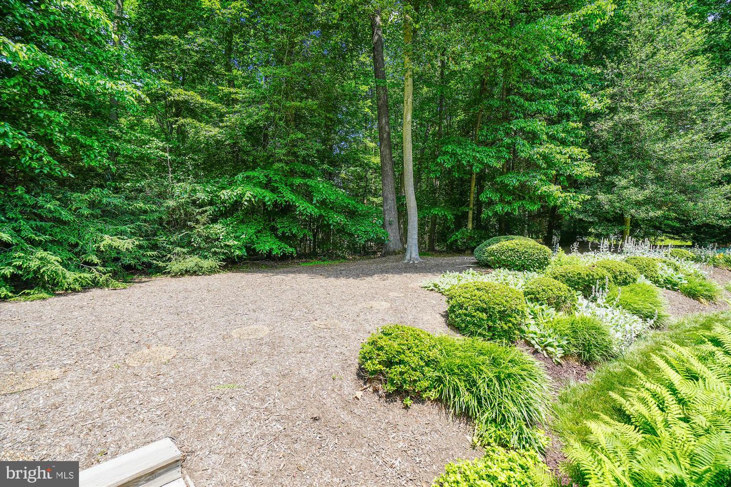 9111 OAK CHASE CT, FAIRFAX STATION, Virginia 22039, 4 Bedrooms Bedrooms, ,3 BathroomsBathrooms,Residential,For sale,9111 OAK CHASE CT,VAFX2245910 MLS # VAFX2245910