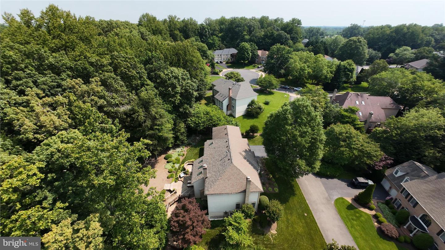 9111 OAK CHASE CT, FAIRFAX STATION, Virginia 22039, 4 Bedrooms Bedrooms, ,3 BathroomsBathrooms,Residential,For sale,9111 OAK CHASE CT,VAFX2245910 MLS # VAFX2245910