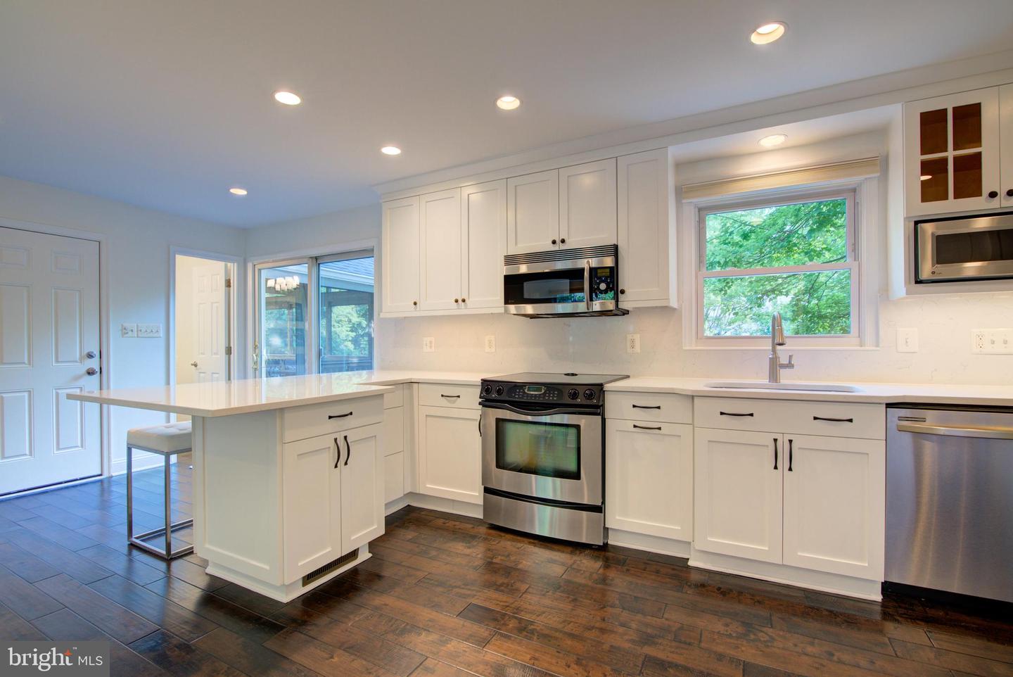 12013 CHEVIOT DR, HERNDON, Virginia 20170, 5 Bedrooms Bedrooms, ,3 BathroomsBathrooms,Residential,For sale,12013 CHEVIOT DR,VAFX2245962 MLS # VAFX2245962