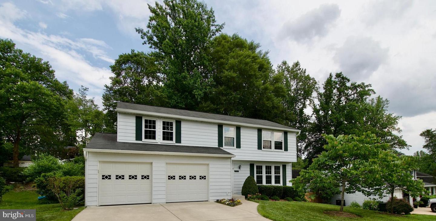7818 ROUNDABOUT WAY, SPRINGFIELD, Virginia 22153, 5 Bedrooms Bedrooms, ,2 BathroomsBathrooms,Residential,For sale,7818 ROUNDABOUT WAY,VAFX2245976 MLS # VAFX2245976