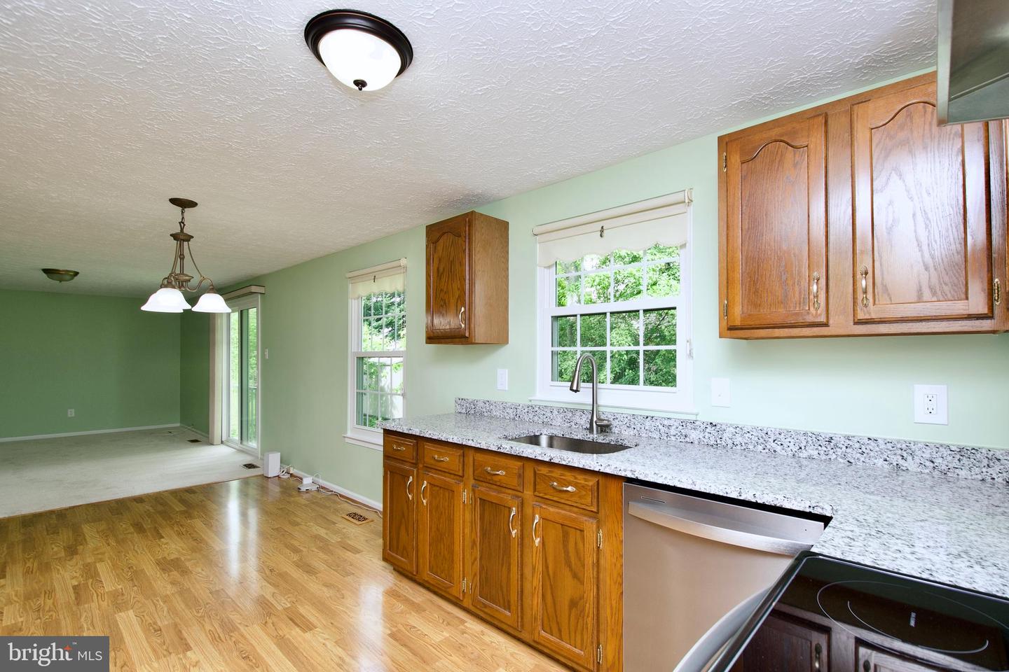 7818 ROUNDABOUT WAY, SPRINGFIELD, Virginia 22153, 5 Bedrooms Bedrooms, ,2 BathroomsBathrooms,Residential,For sale,7818 ROUNDABOUT WAY,VAFX2245976 MLS # VAFX2245976