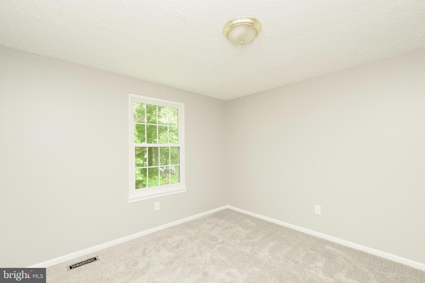 7818 ROUNDABOUT WAY, SPRINGFIELD, Virginia 22153, 5 Bedrooms Bedrooms, ,2 BathroomsBathrooms,Residential,For sale,7818 ROUNDABOUT WAY,VAFX2245976 MLS # VAFX2245976