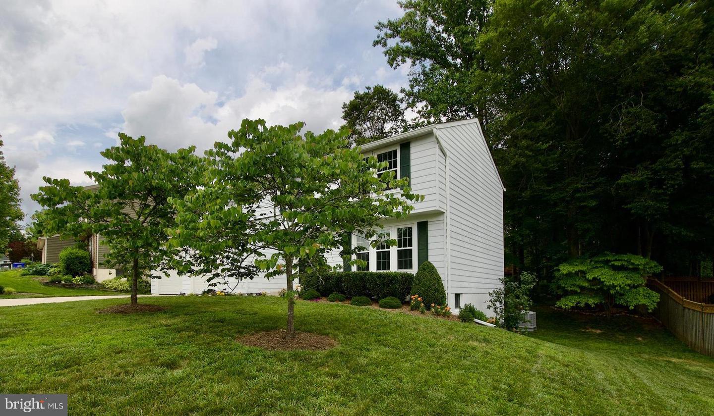 7818 ROUNDABOUT WAY, SPRINGFIELD, Virginia 22153, 5 Bedrooms Bedrooms, ,2 BathroomsBathrooms,Residential,For sale,7818 ROUNDABOUT WAY,VAFX2245976 MLS # VAFX2245976