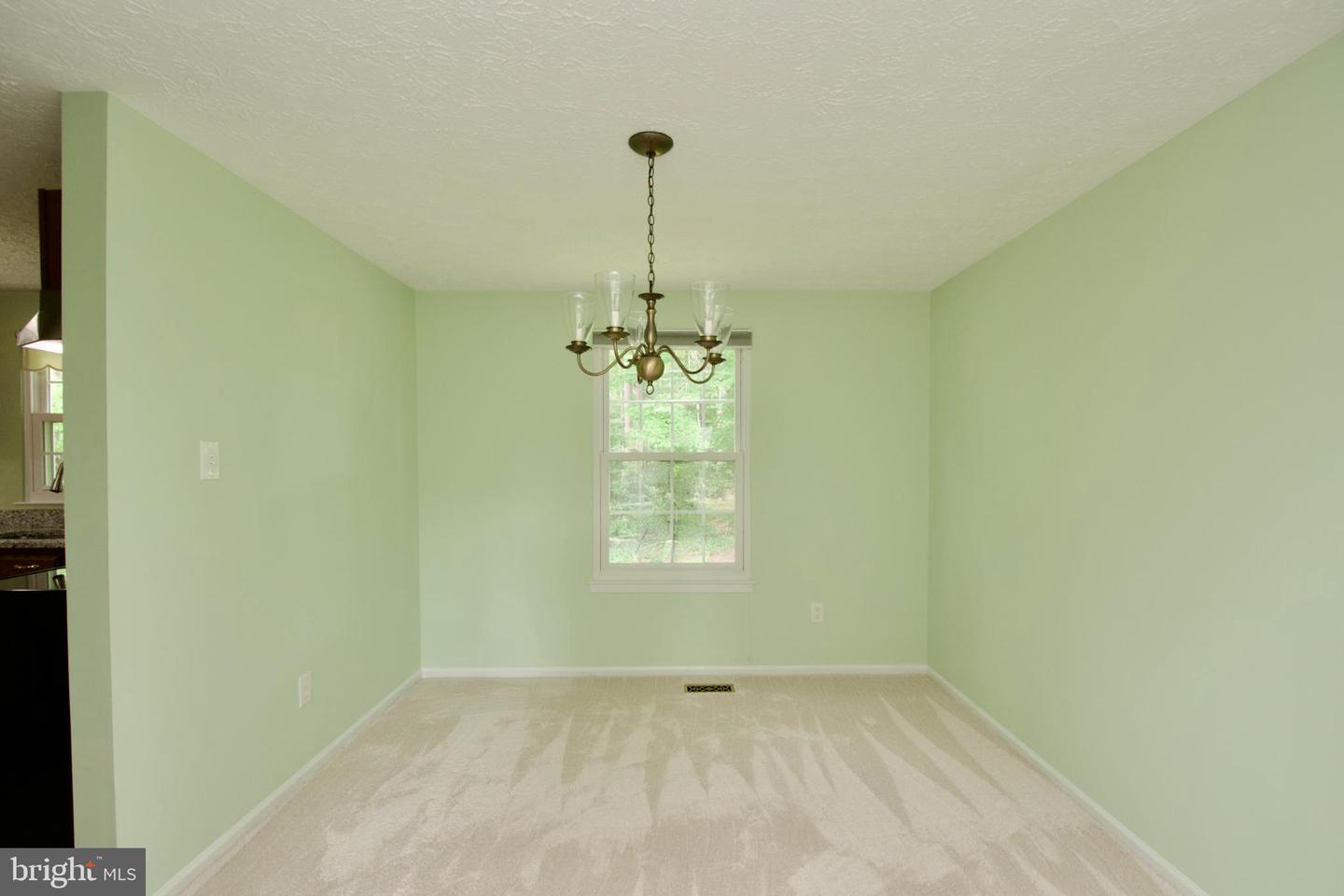 7818 ROUNDABOUT WAY, SPRINGFIELD, Virginia 22153, 5 Bedrooms Bedrooms, ,2 BathroomsBathrooms,Residential,For sale,7818 ROUNDABOUT WAY,VAFX2245976 MLS # VAFX2245976