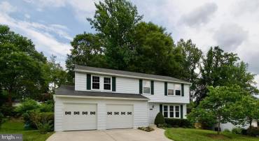 7818 ROUNDABOUT WAY, SPRINGFIELD, Virginia 22153, 5 Bedrooms Bedrooms, ,2 BathroomsBathrooms,Residential,For sale,7818 ROUNDABOUT WAY,VAFX2245976 MLS # VAFX2245976