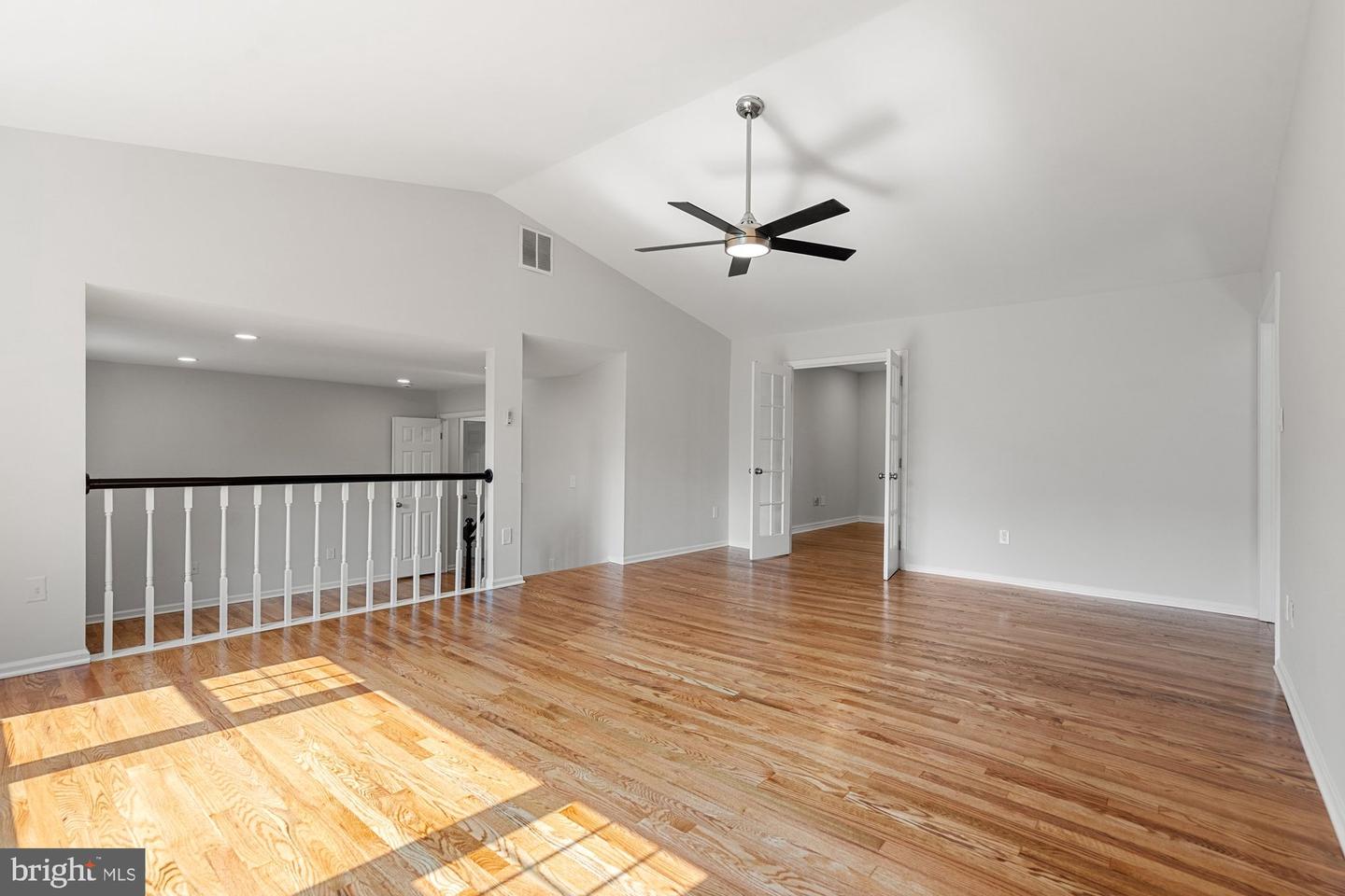 6015 FOREST RUN DR, CLIFTON, Virginia 20124, 4 Bedrooms Bedrooms, ,2 BathroomsBathrooms,Residential,For sale,6015 FOREST RUN DR,VAFX2246018 MLS # VAFX2246018